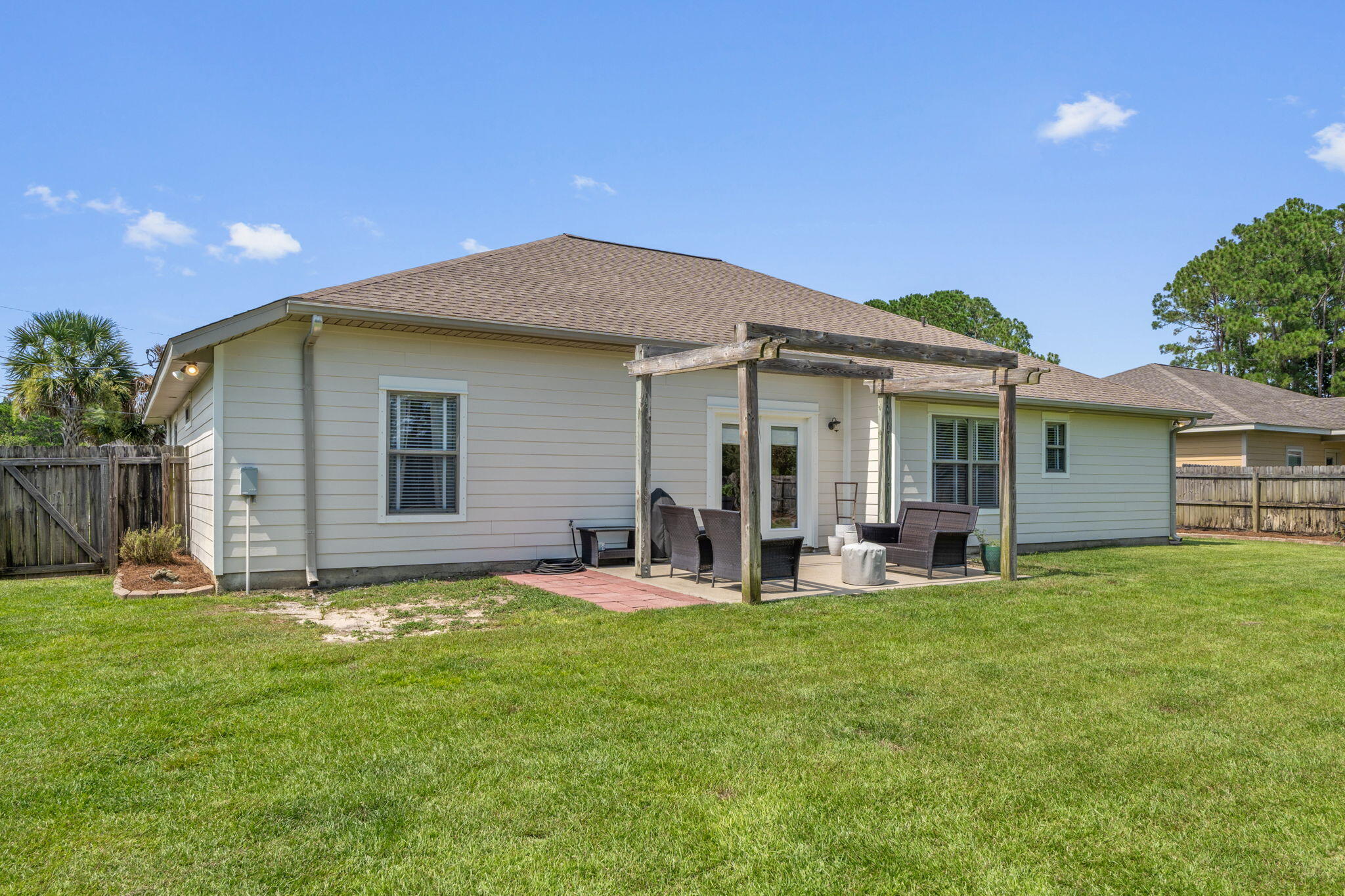 NAVARRE FIRST ADD - Residential
