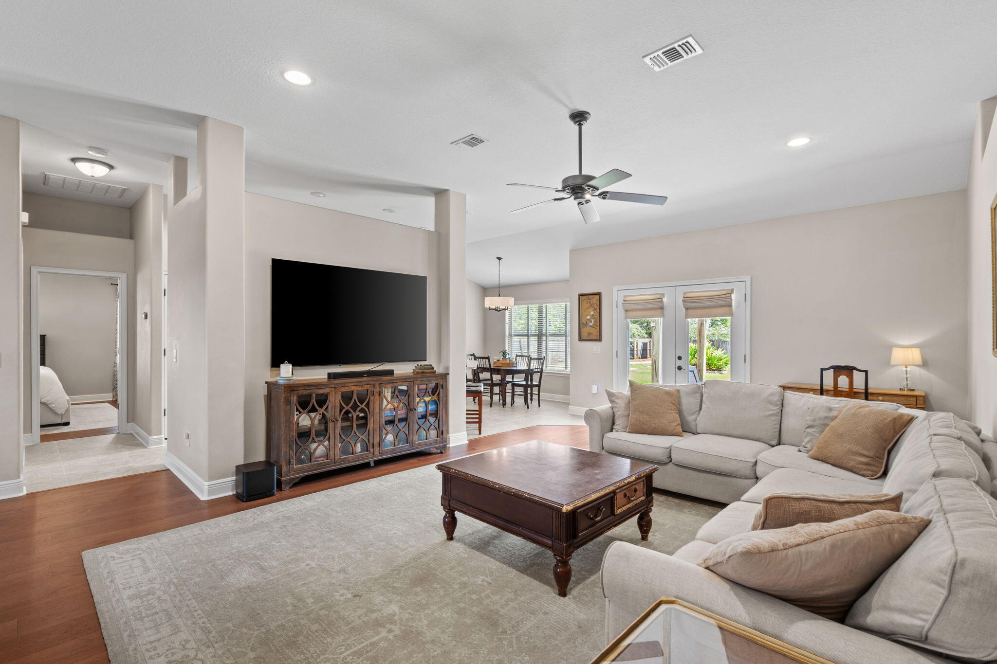NAVARRE FIRST ADD - Residential