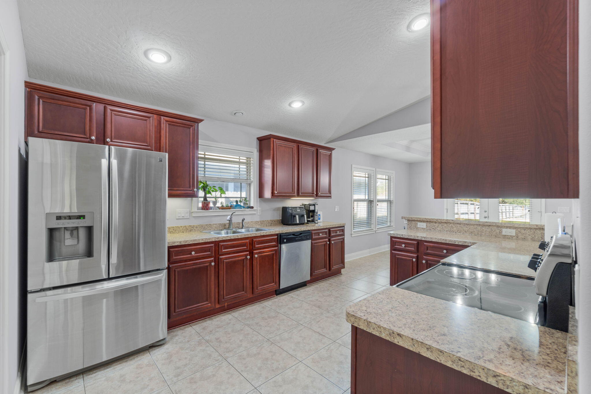 COTTAGES AT EAST RIVER - Residential