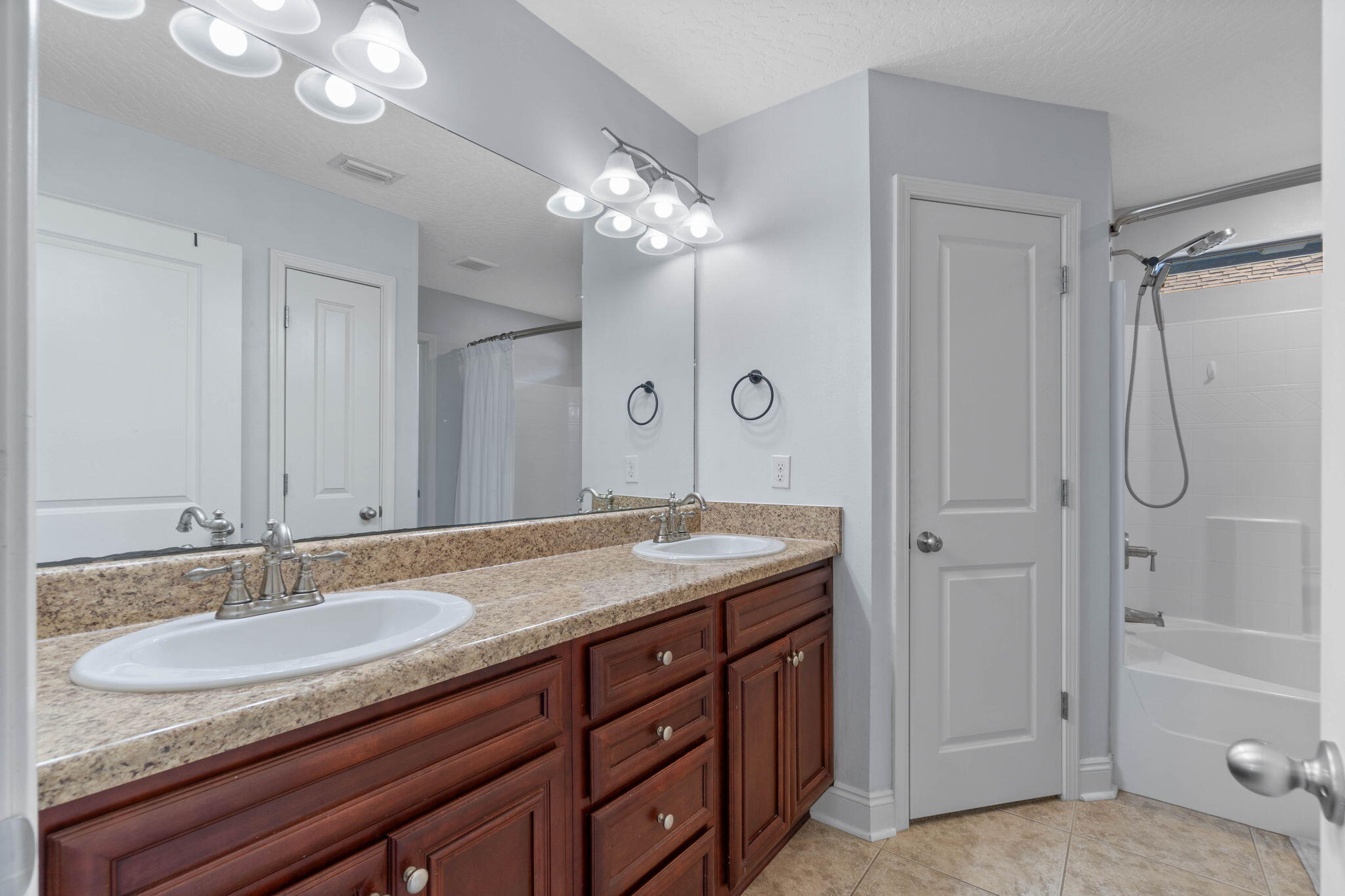 COTTAGES AT EAST RIVER - Residential