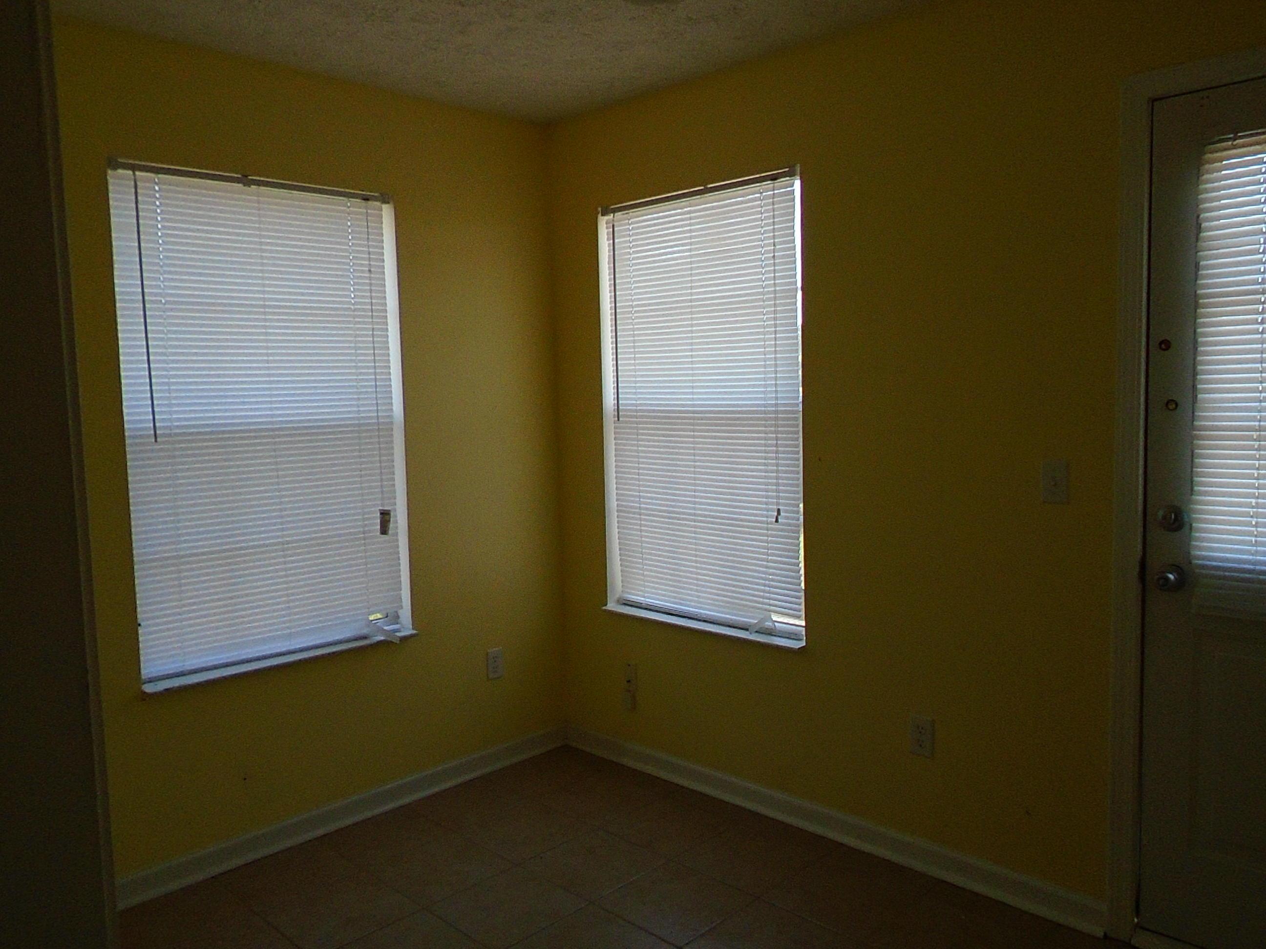 BRANDON OAKS - Residential