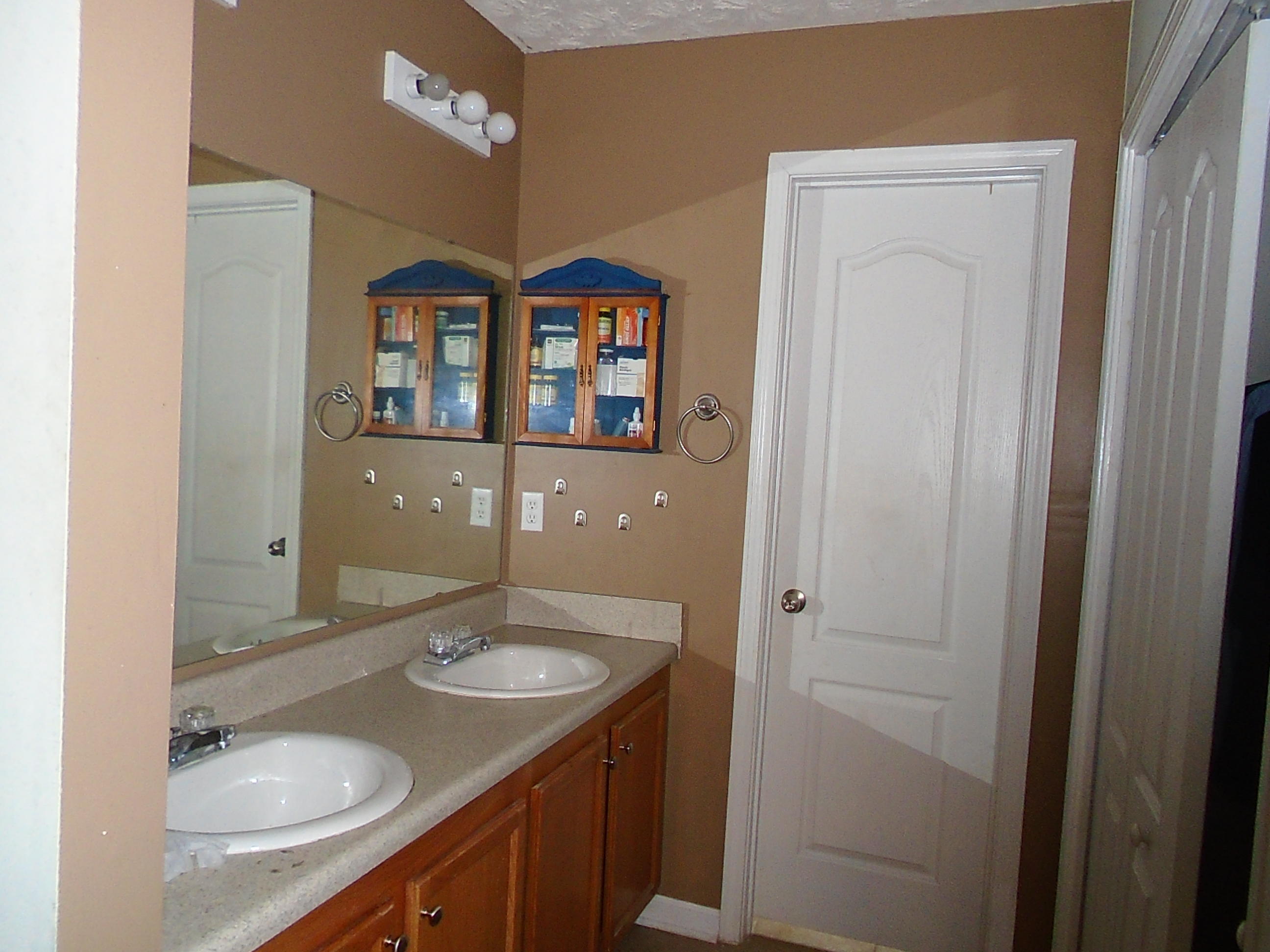 BRANDON OAKS - Residential