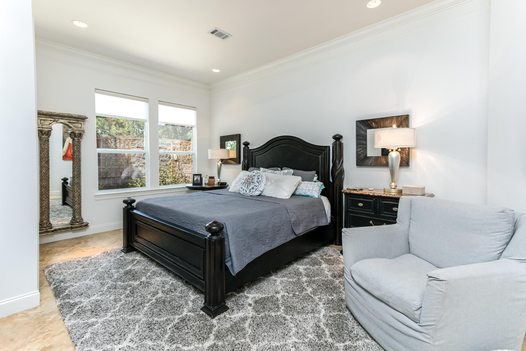 FAIRWAY VILLAS - Residential