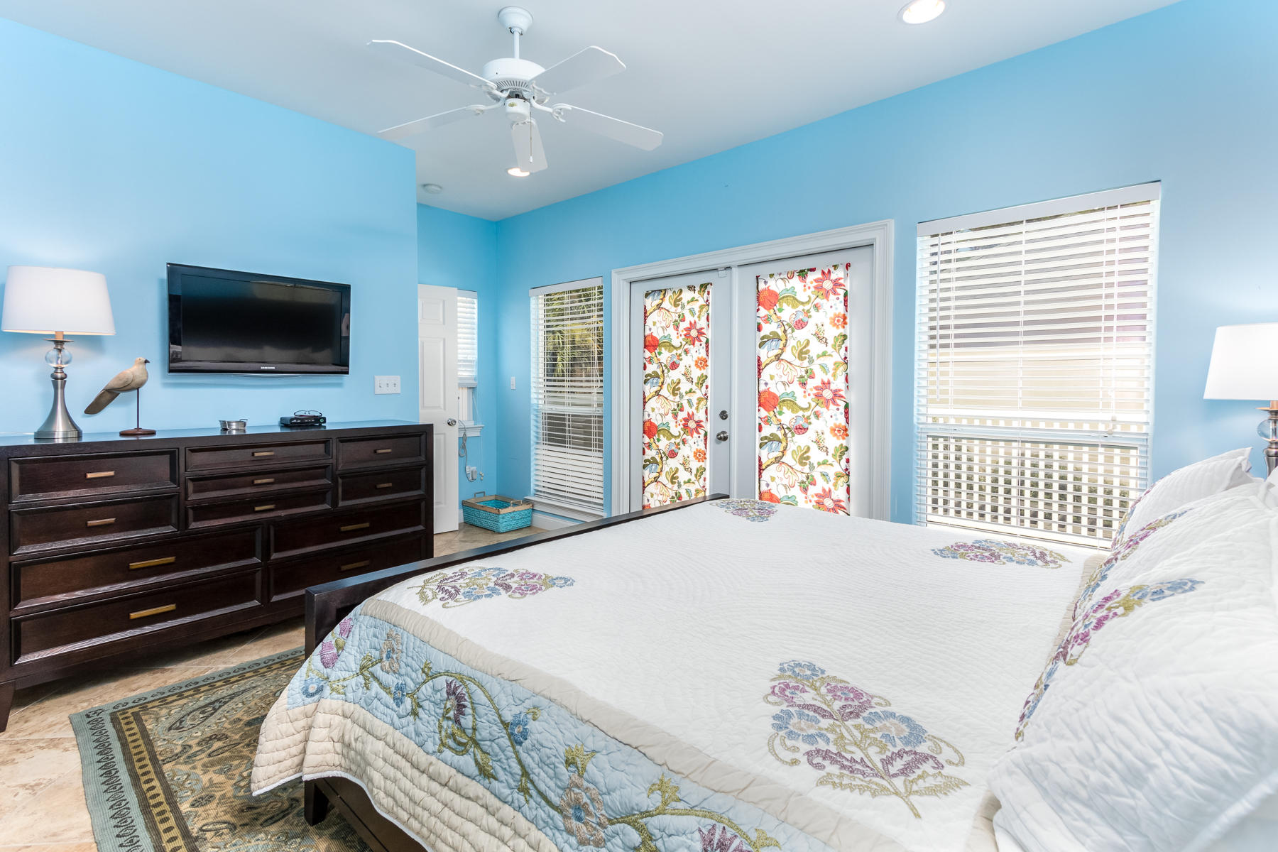 FAIRWAY VILLAS - Residential