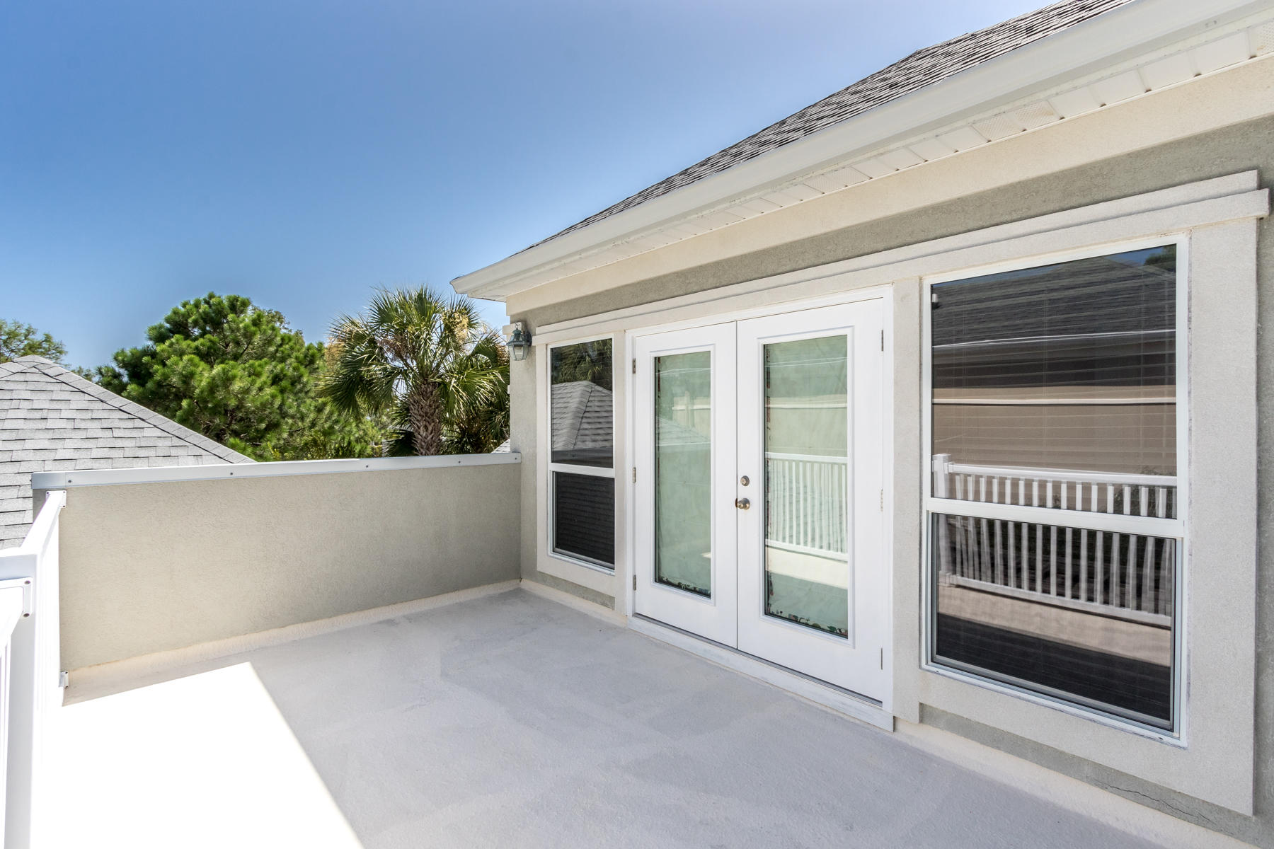 FAIRWAY VILLAS - Residential