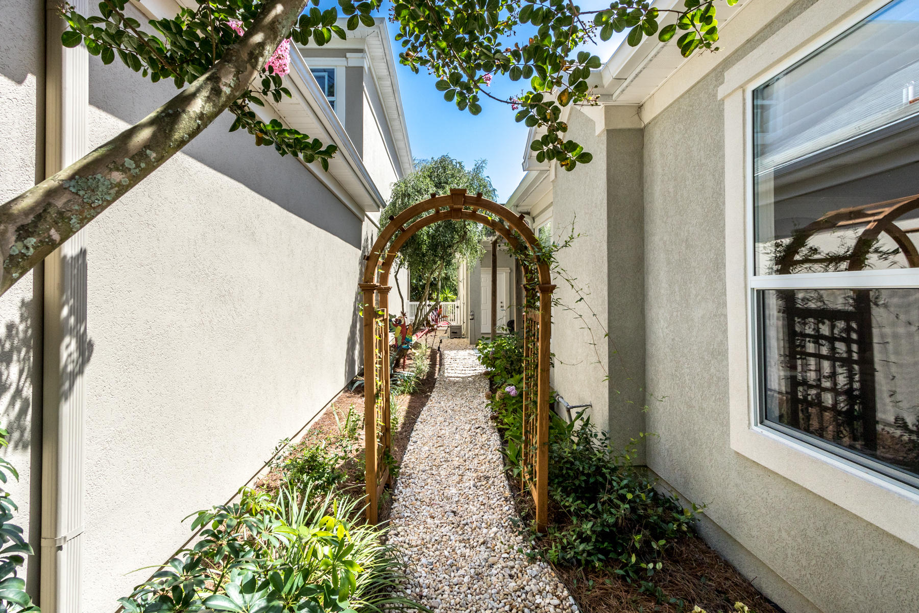 FAIRWAY VILLAS - Residential