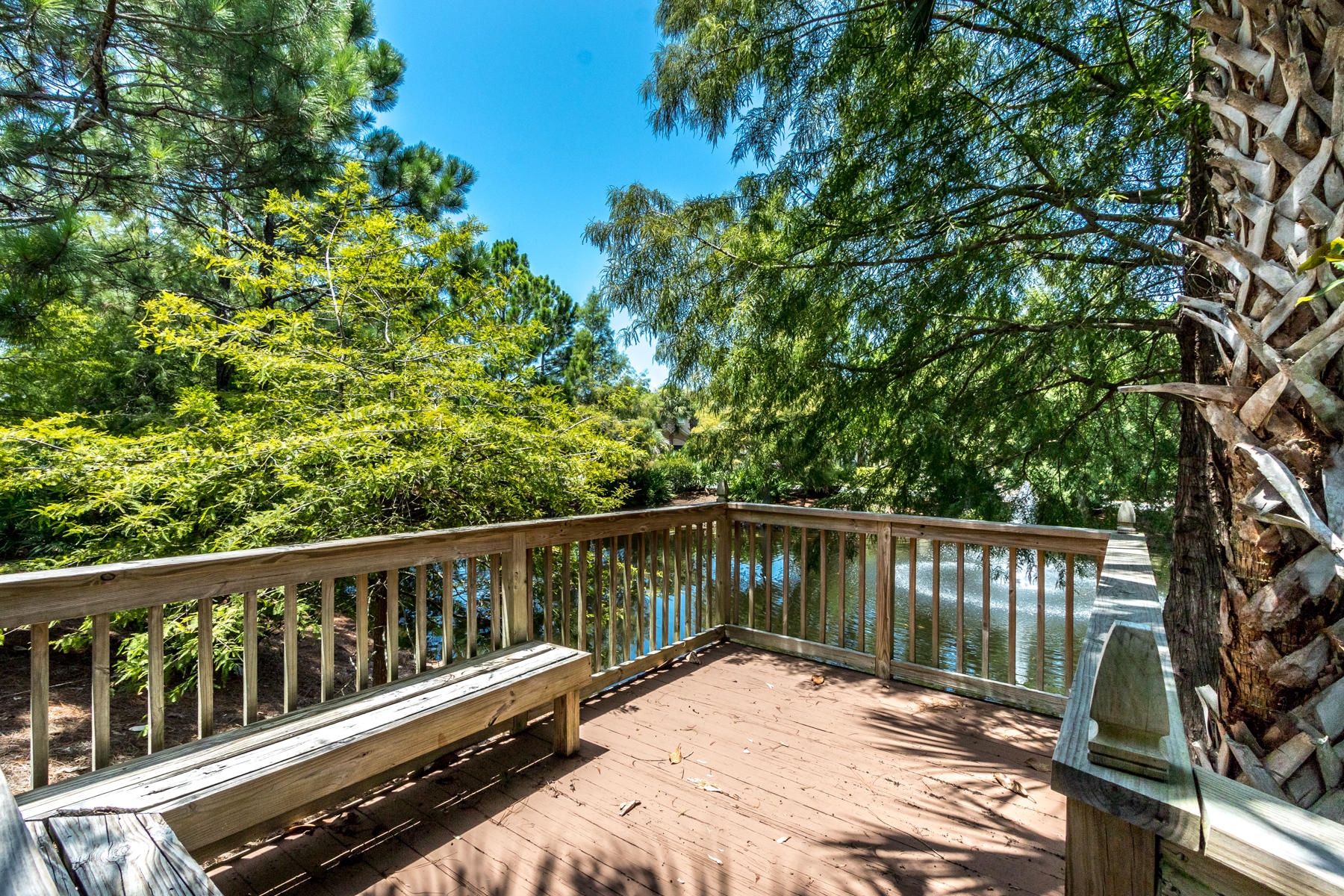 FAIRWAY VILLAS - Residential