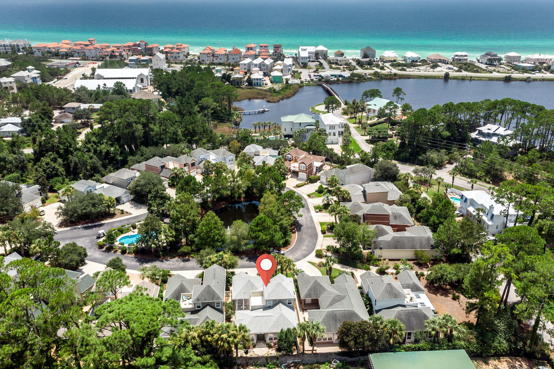 FAIRWAY VILLAS - Residential