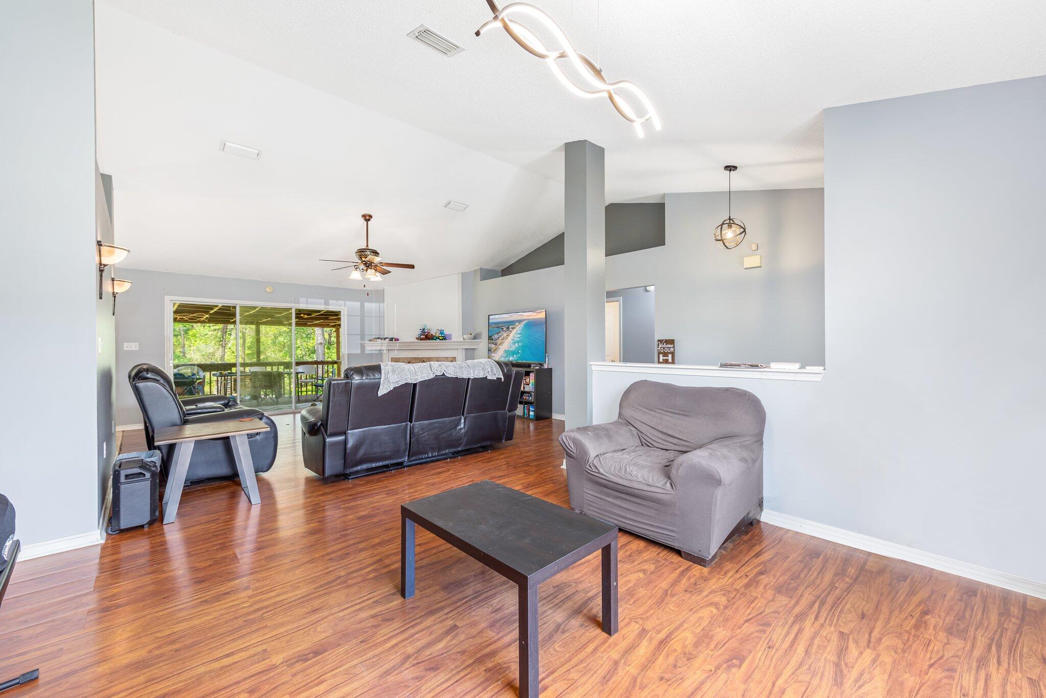 CORONADO VILLAGE PH IV LOT 29 - Residential