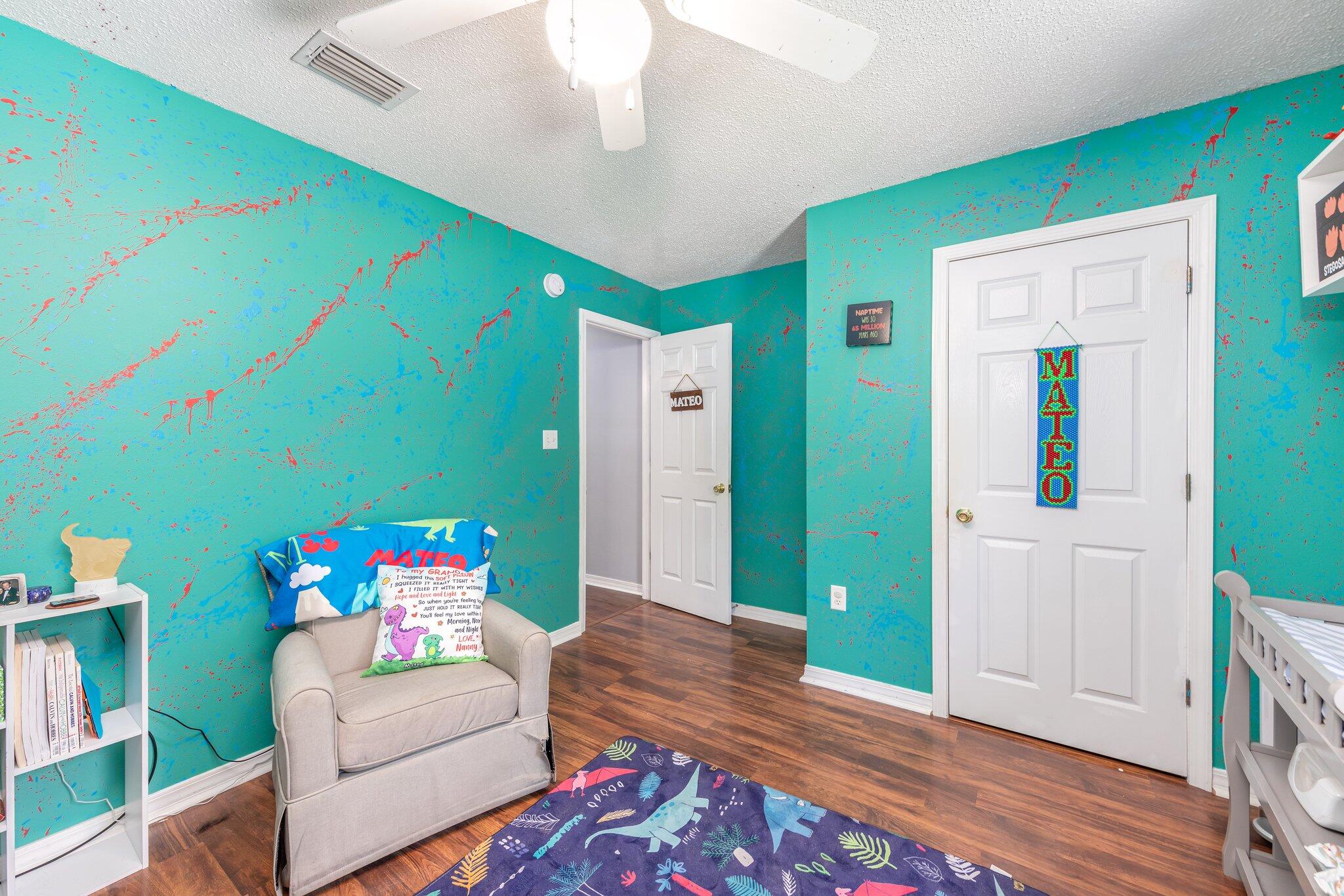 CORONADO VILLAGE PH IV LOT 29 - Residential