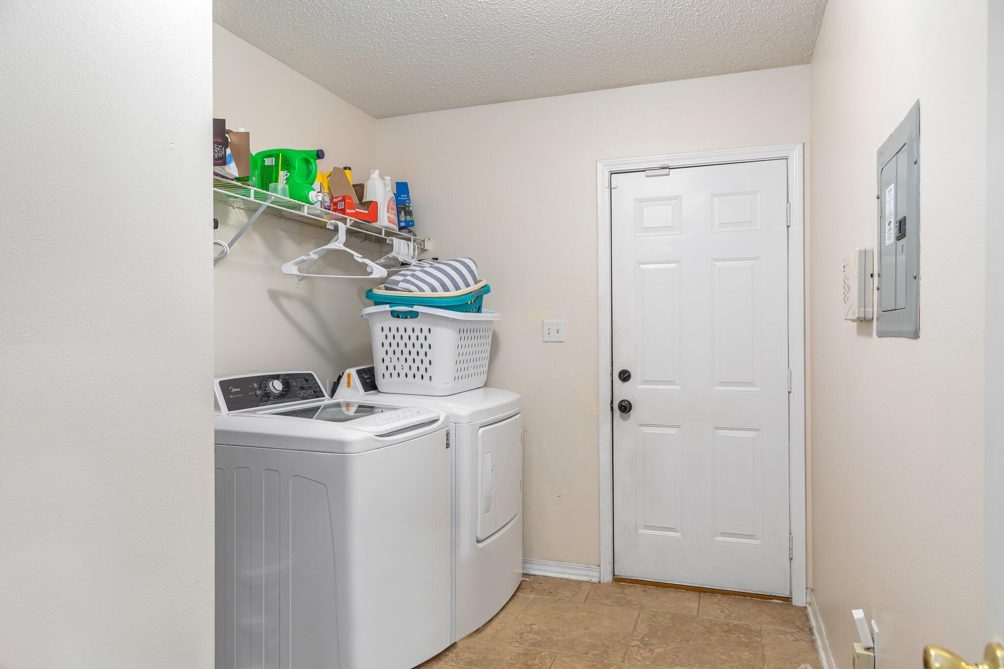 CORONADO VILLAGE PH IV LOT 29 - Residential