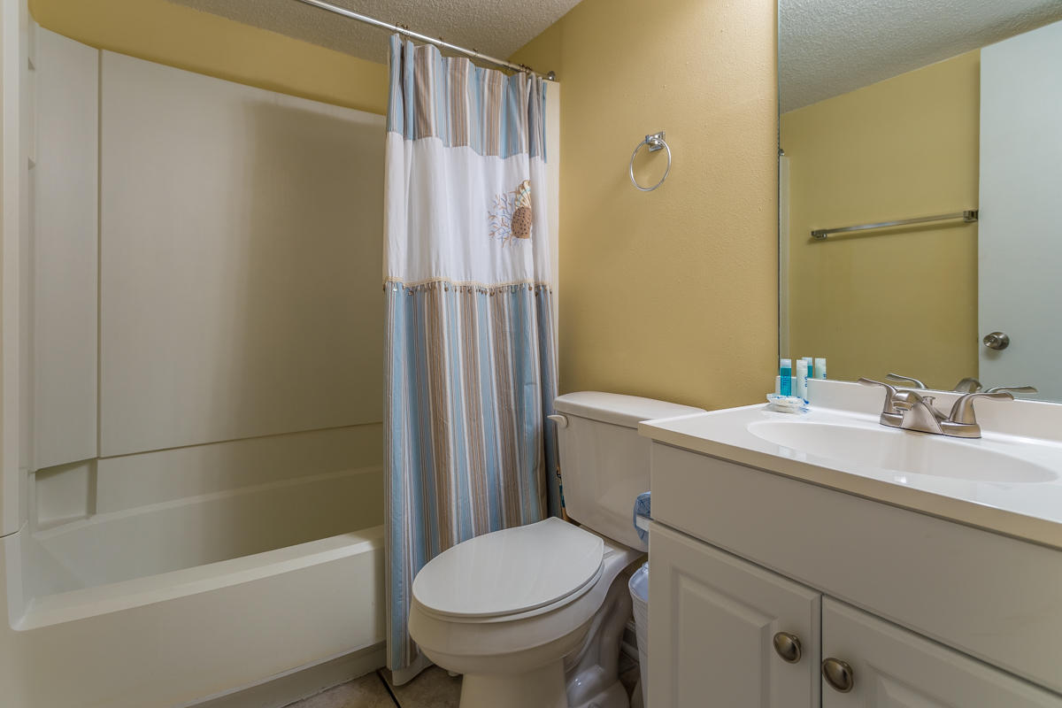 SEASCAPE CONDO GARDEN VILLA - Residential