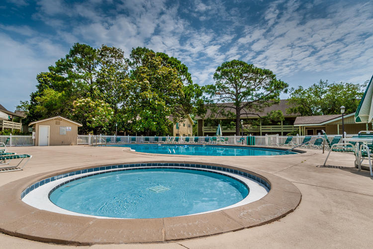 SEASCAPE CONDO GARDEN VILLA - Residential