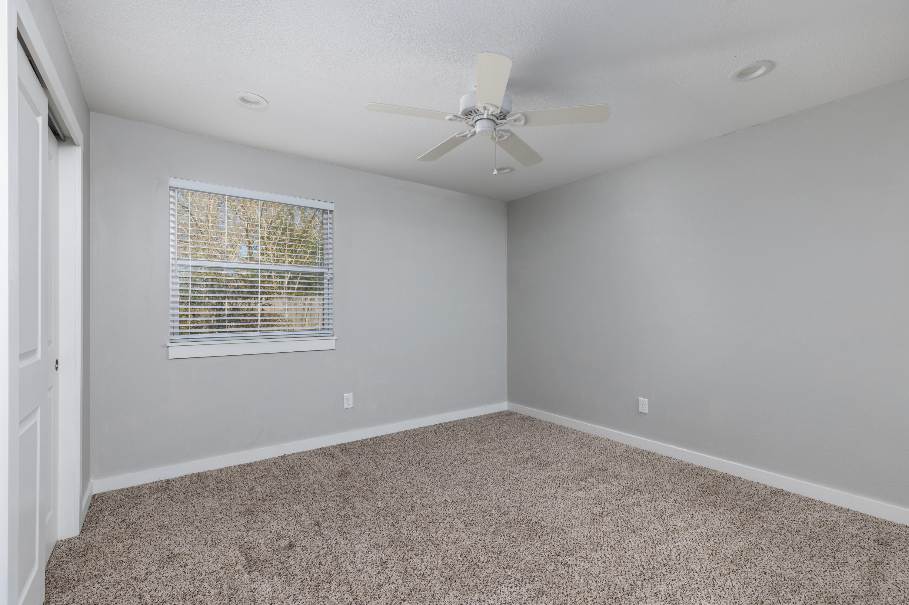 PALM ESTATES UNIT 2 - Residential