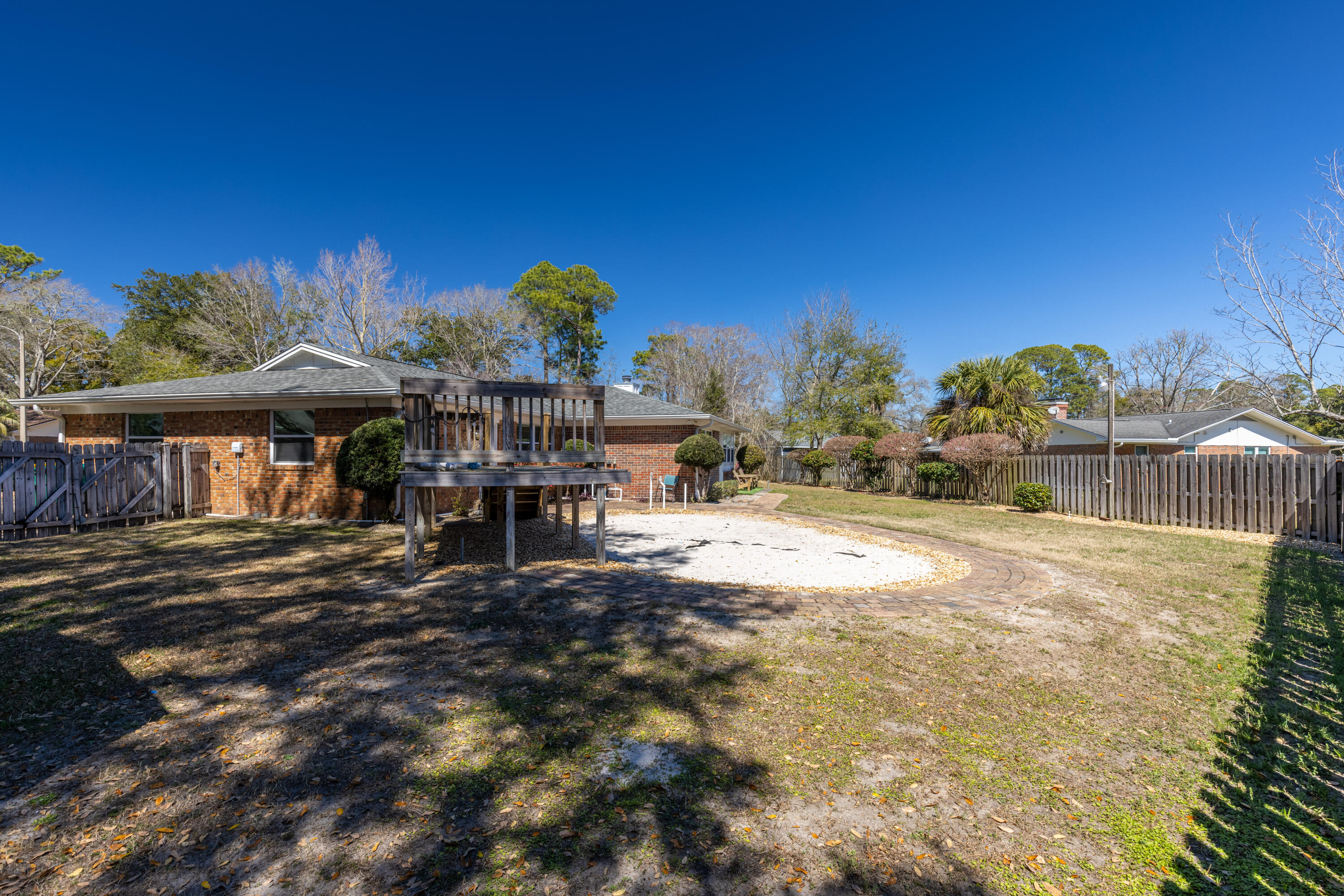 PALM ESTATES UNIT 2 - Residential