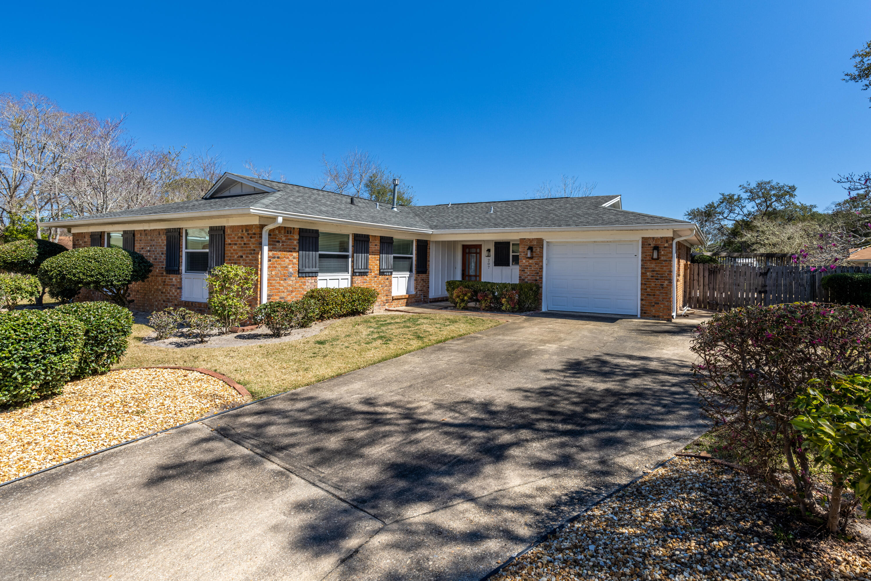 PALM ESTATES UNIT 2 - Residential