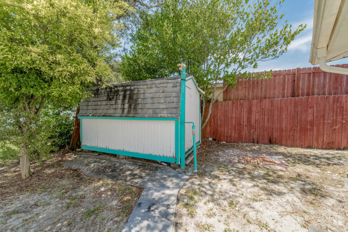 LAGUNA BEACH ESTATES 9TH ADDN - Residential