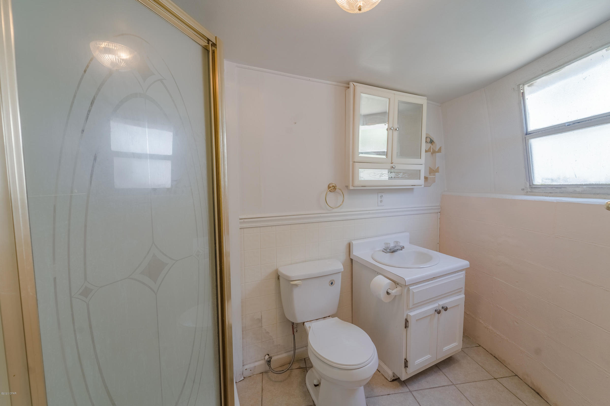 LAGUNA BEACH ESTATES 9TH ADDN - Residential