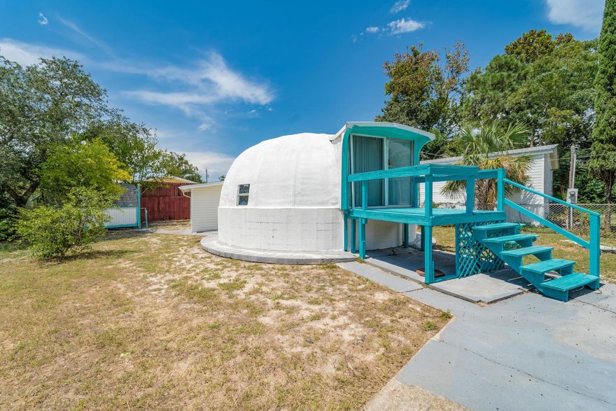 Cool House!! What a one of a kind, fun home! Only a few blocks to the beach.If you are eccentric, eclectic or a bit of a hippie this home is for you!! This will make a fantastic short term rental property or weekend get a way....close to the beach, golf cart friendly community and Laguna Beach has an awesome beach lifestyle.  Laguna Beach is known for it's reserved beach area, Beachy Grocery store, Gift shop, Donut shop that are all directly across the street from the beach. The location is brilliant...close to Pier Park, 30A and Carillon Beach. Come See!