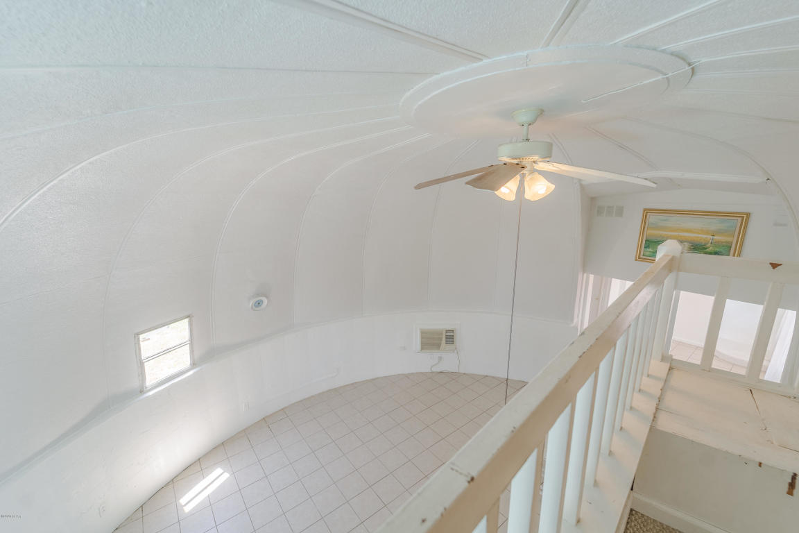 LAGUNA BEACH ESTATES 9TH ADDN - Residential