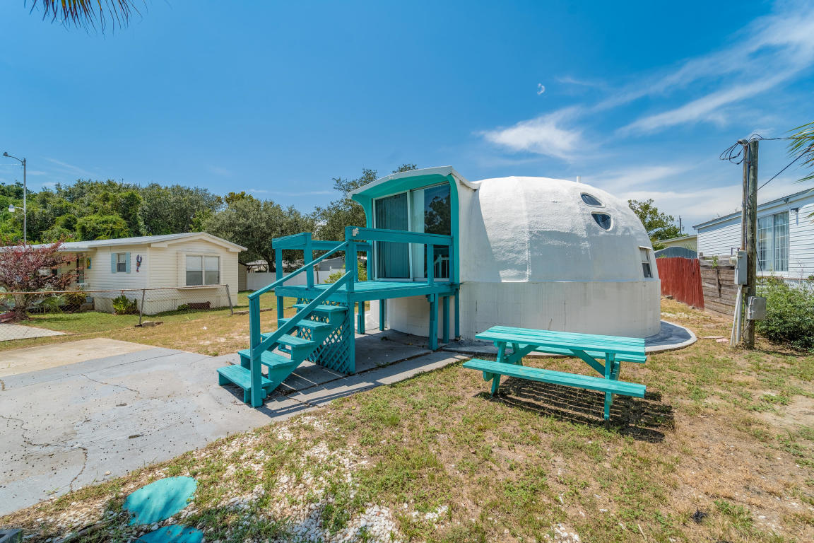 LAGUNA BEACH ESTATES 9TH ADDN - Residential