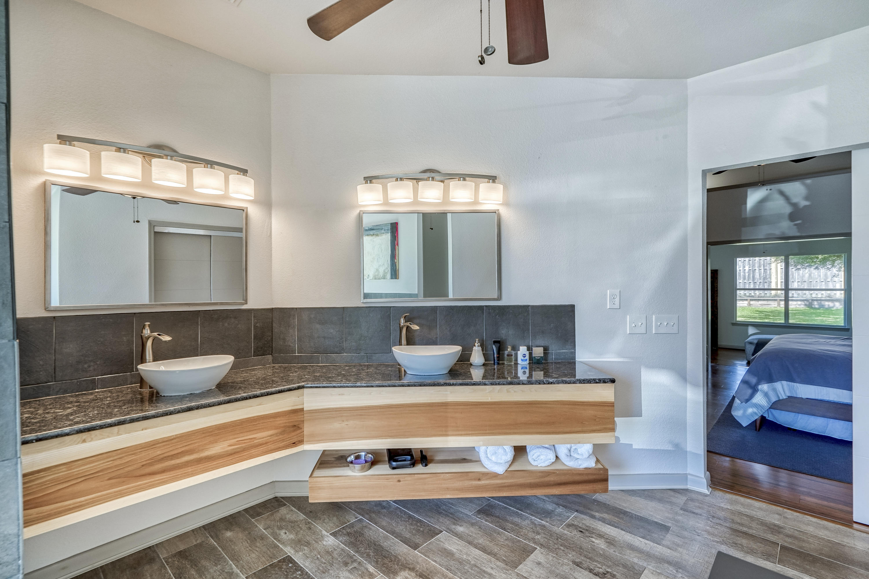 RIVIERA BEACH - Residential