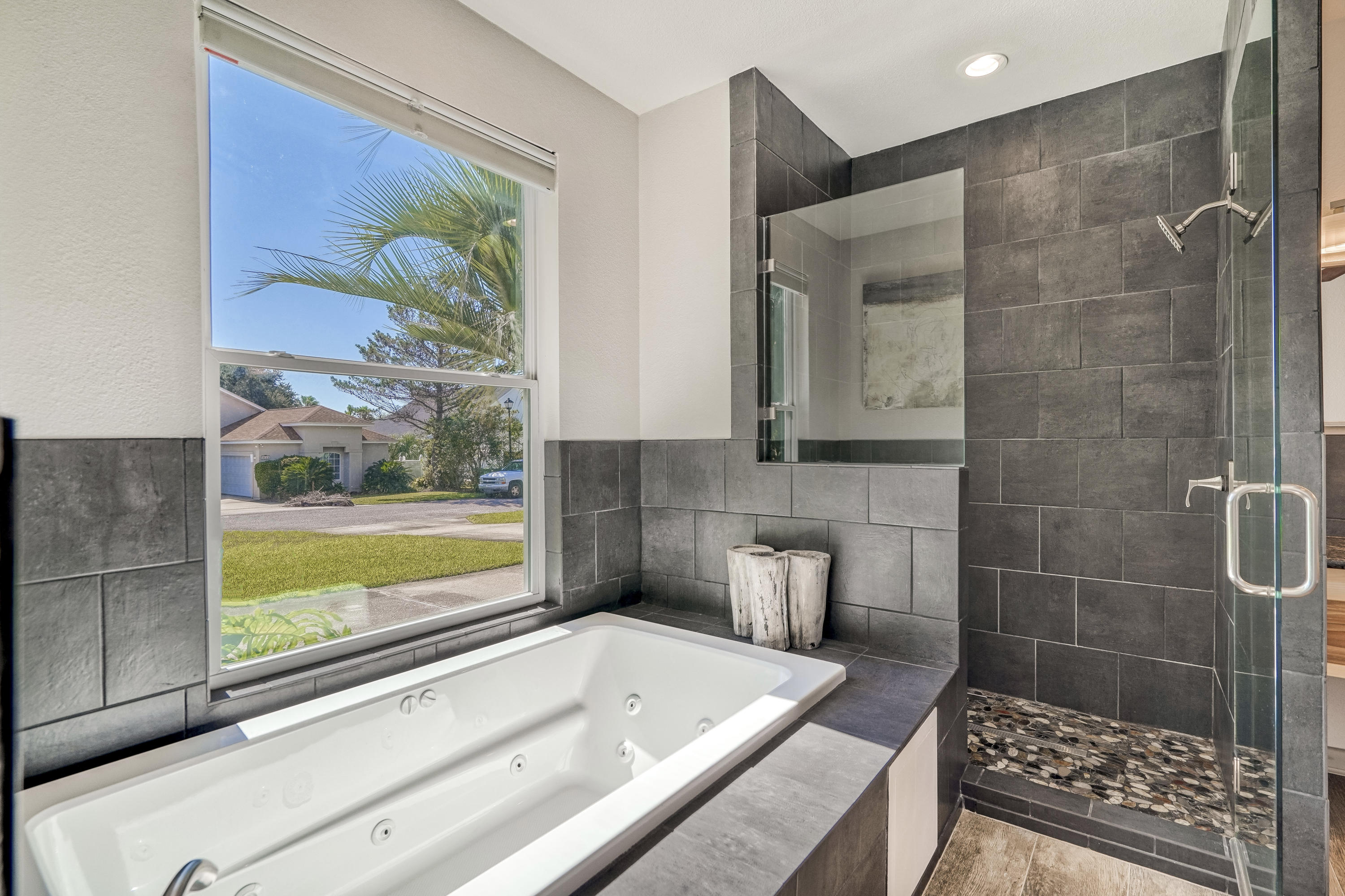 RIVIERA BEACH - Residential