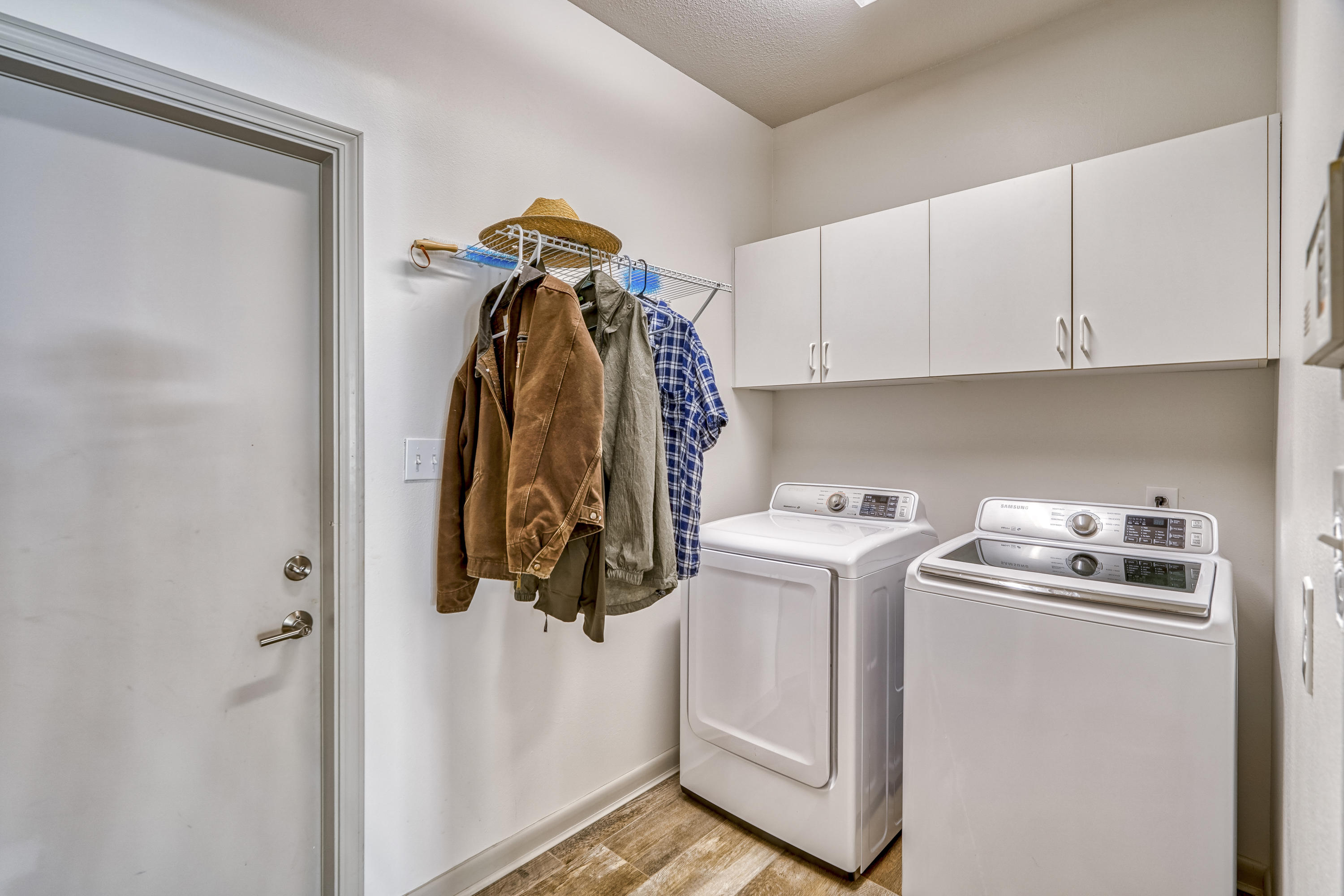 RIVIERA BEACH - Residential