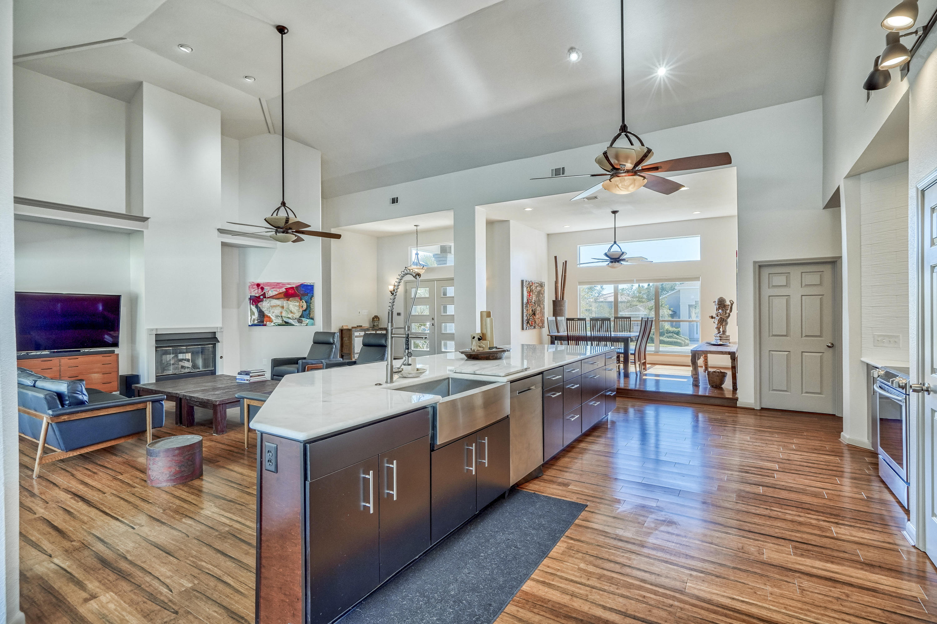 RIVIERA BEACH - Residential