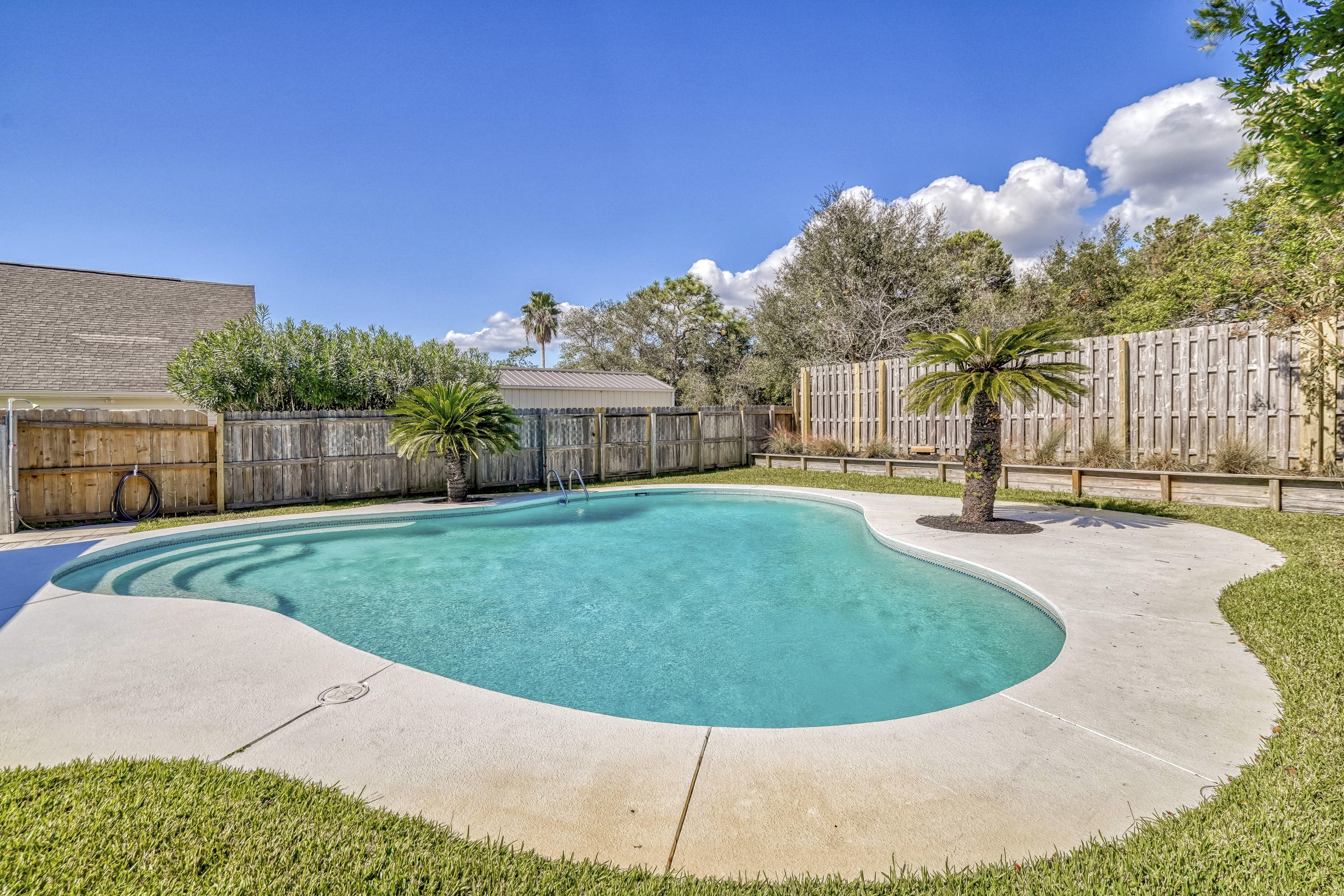 RIVIERA BEACH - Residential