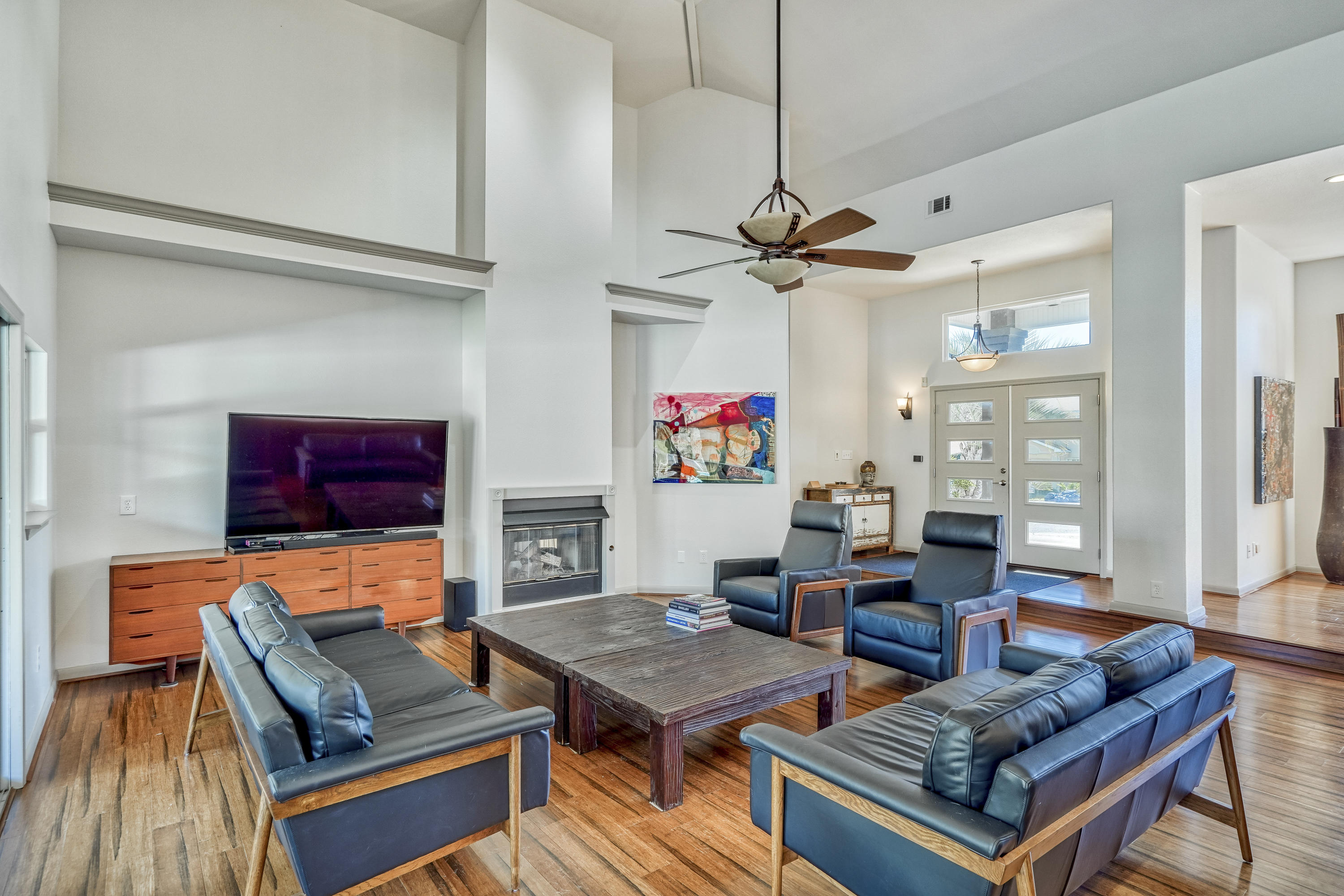 RIVIERA BEACH - Residential