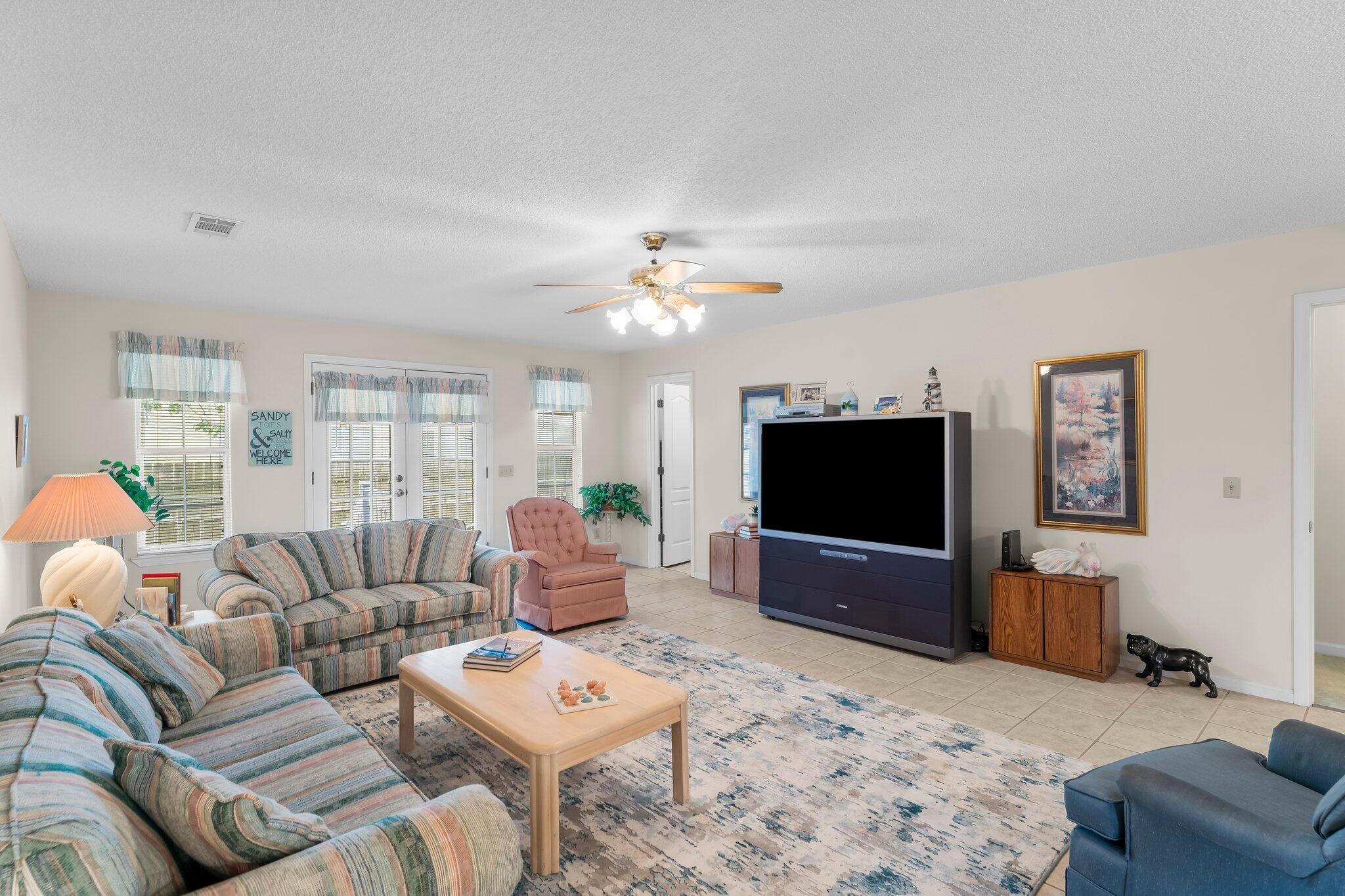 BID-A-WEE S/D - Residential