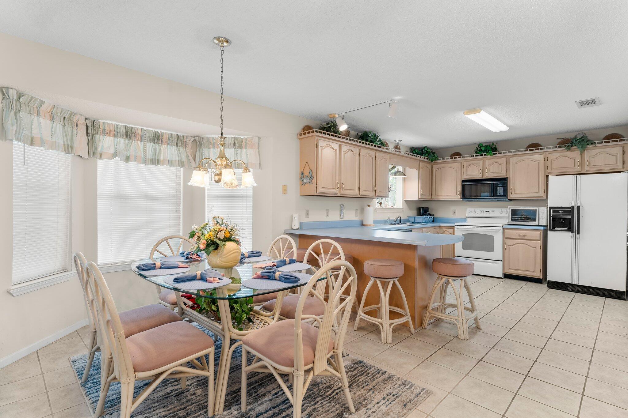 BID-A-WEE S/D - Residential