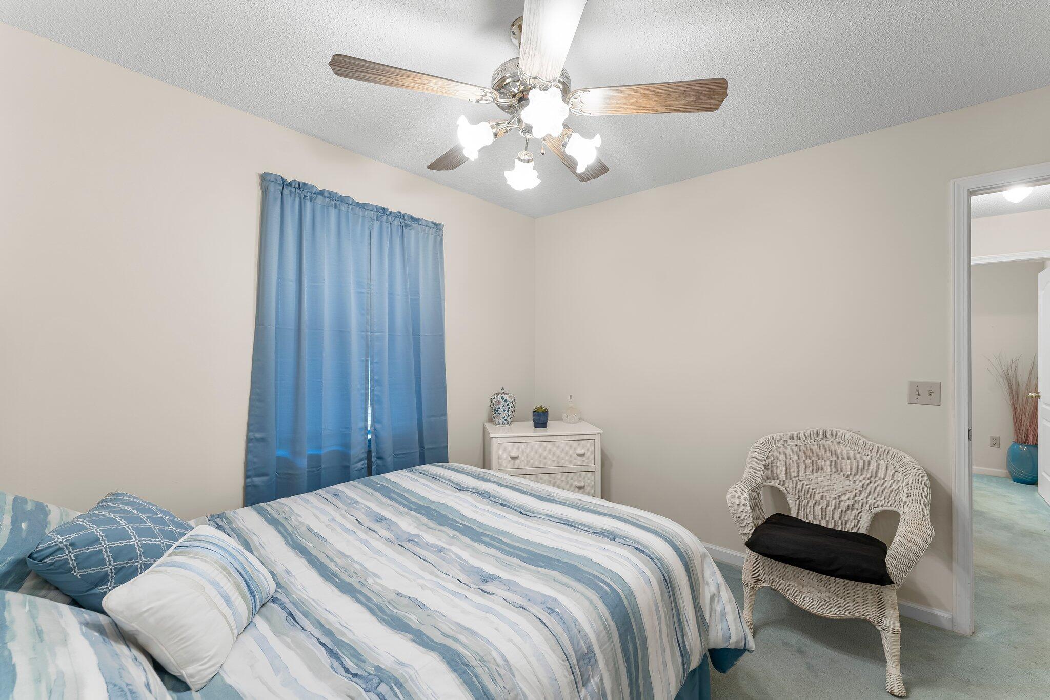 BID-A-WEE S/D - Residential