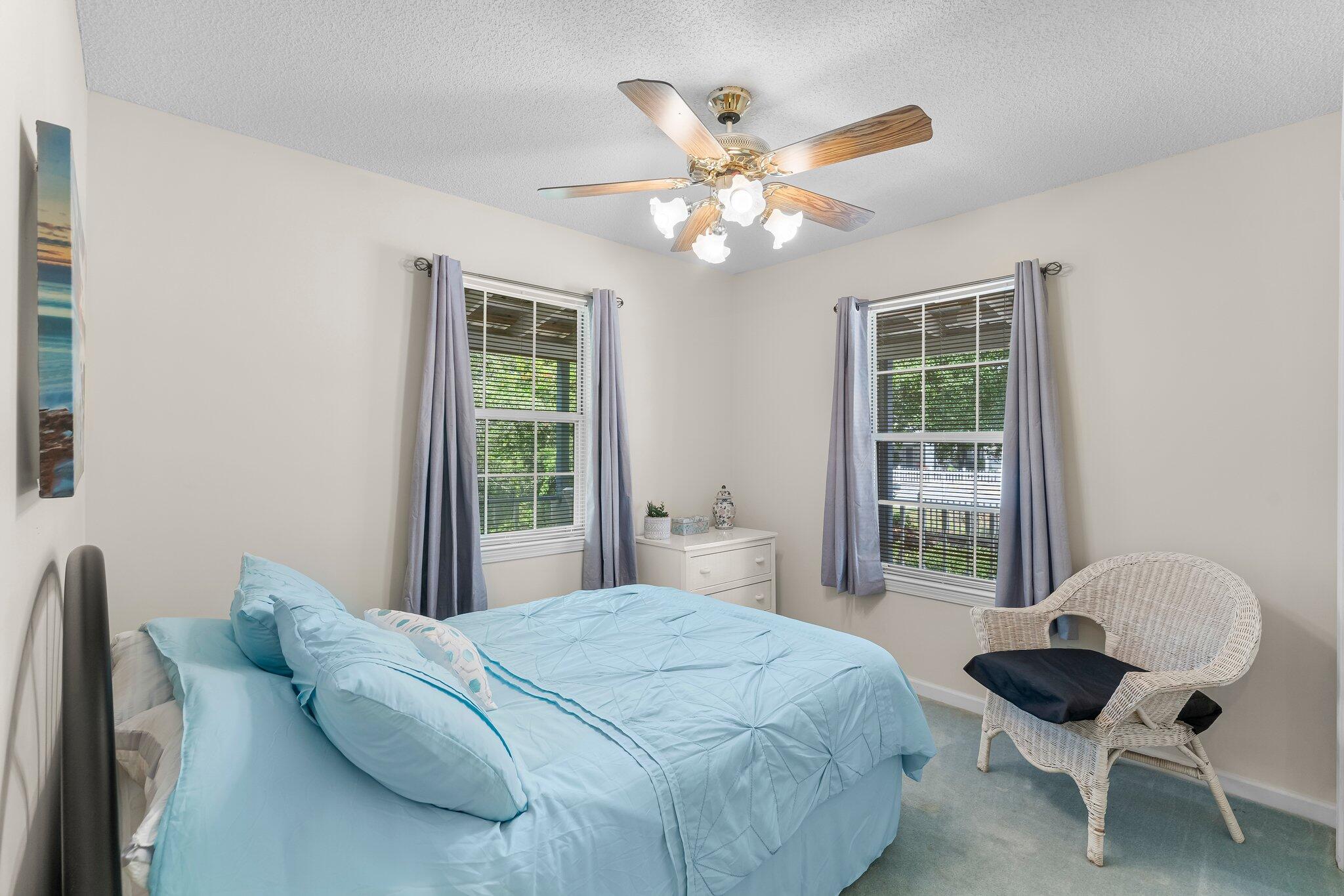 BID-A-WEE S/D - Residential