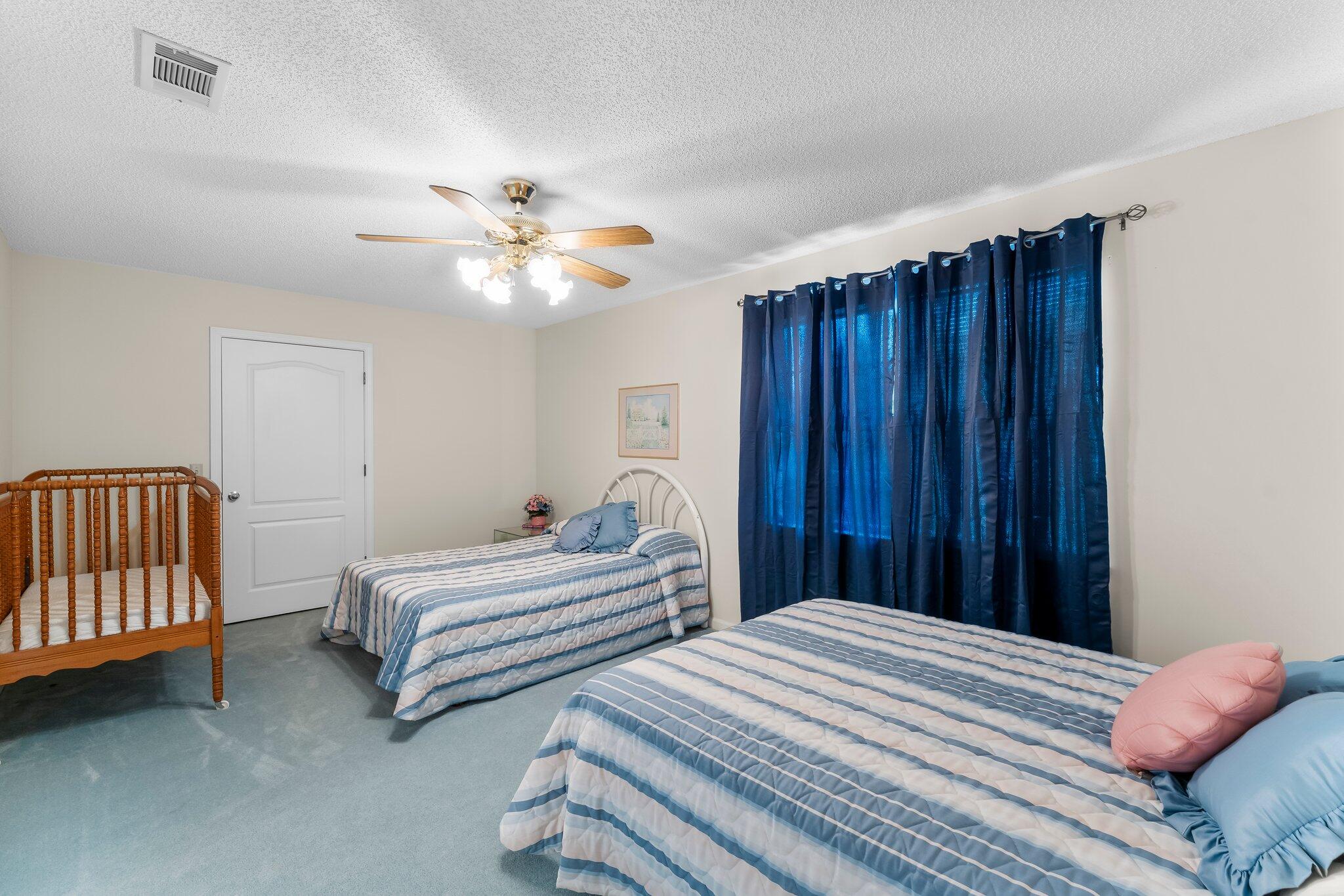 BID-A-WEE S/D - Residential
