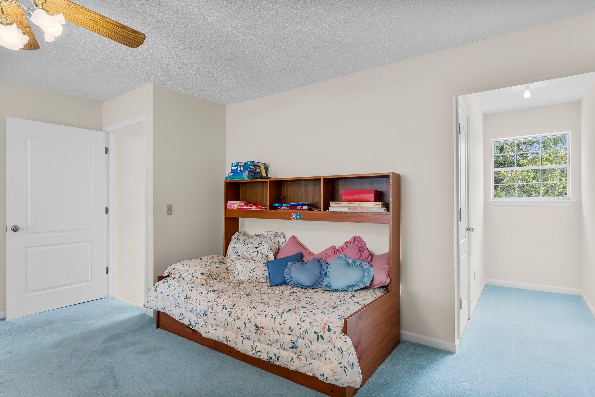 BID-A-WEE S/D - Residential