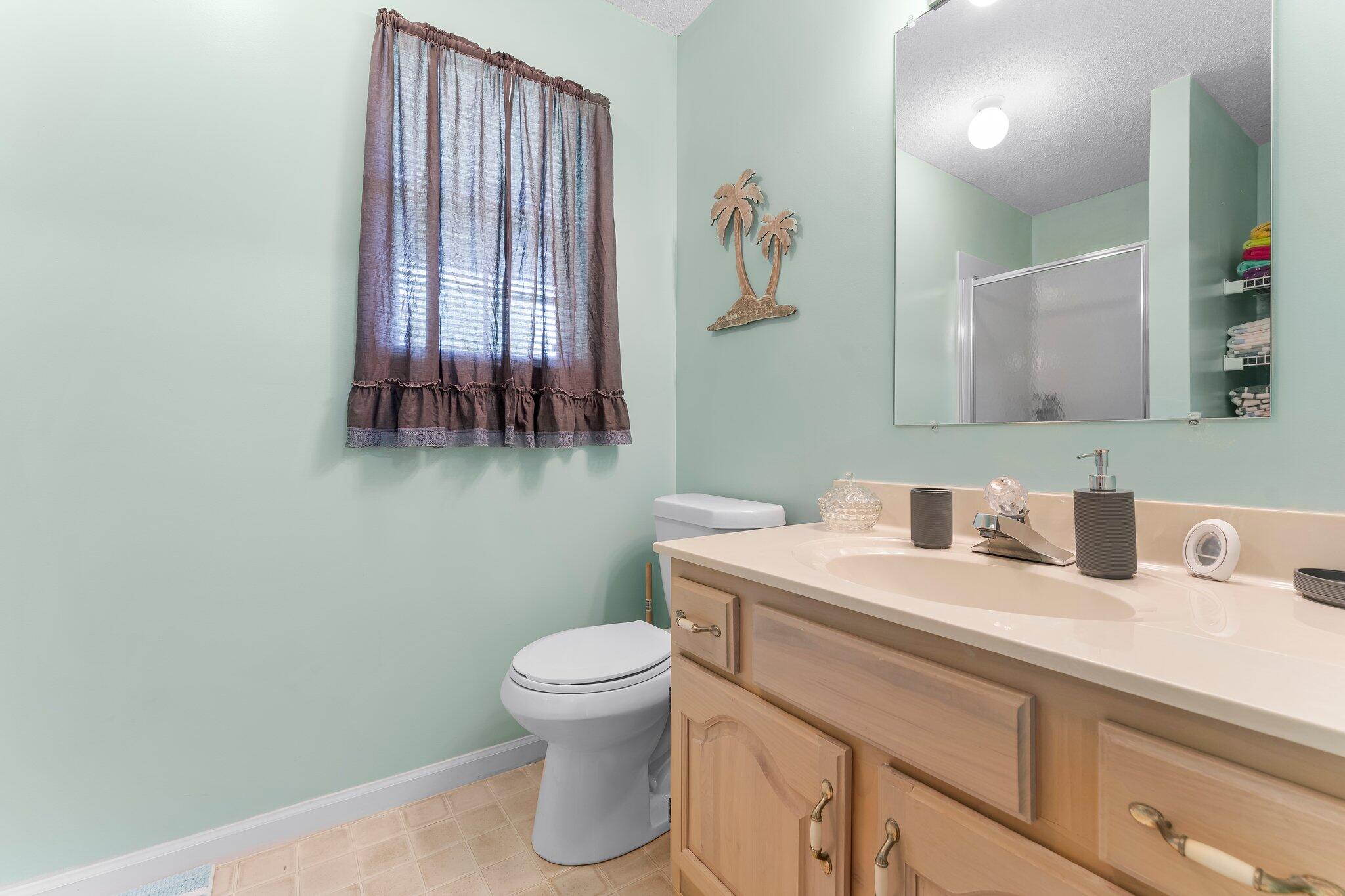 BID-A-WEE S/D - Residential