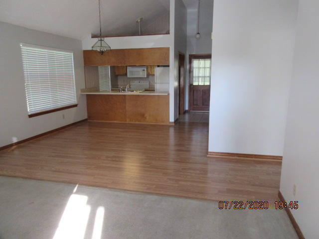 WILLOW BEND PH 2 - Residential Lease