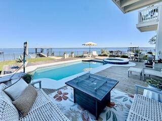 BAY PINE SHORES - Residential