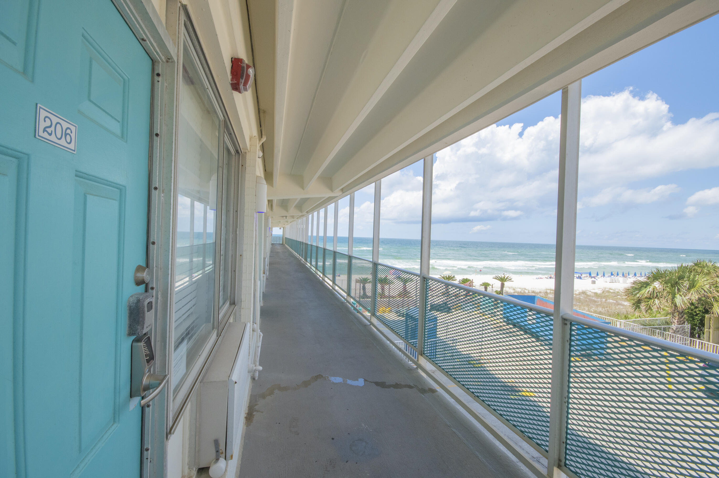Fontainebleau Terrace - Residential
