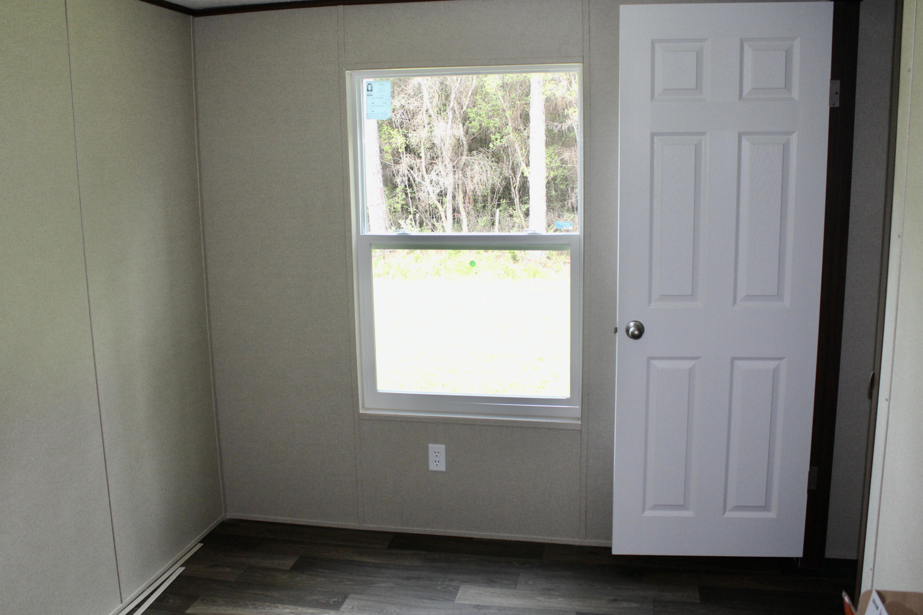 OAKWOOD LAKES ESTATES - Residential