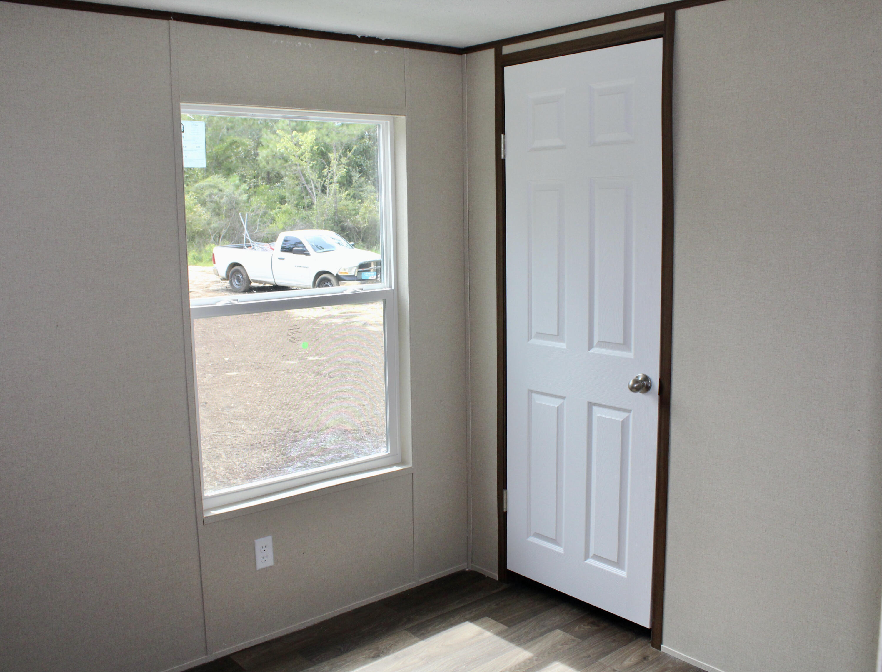 OAKWOOD LAKES ESTATES - Residential