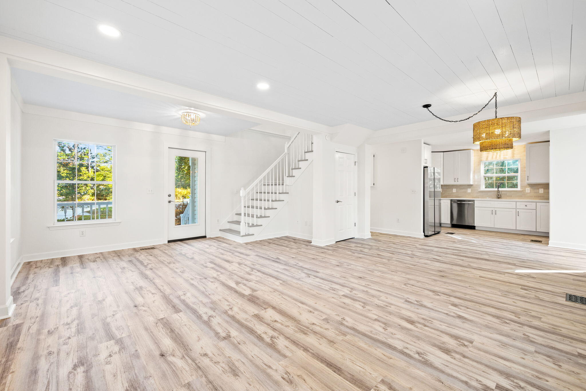 DAUGHETTES AMENDED - Residential Lease