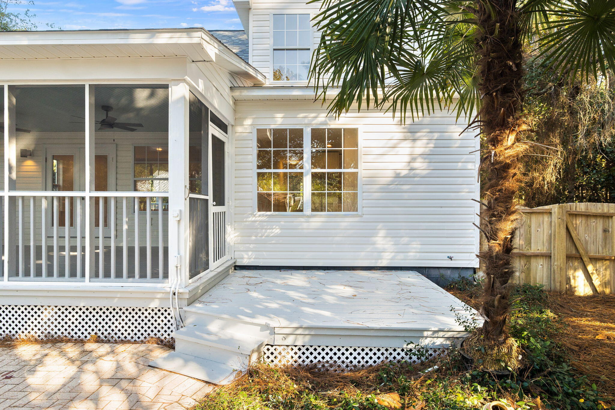 DAUGHETTES AMENDED - Residential Lease