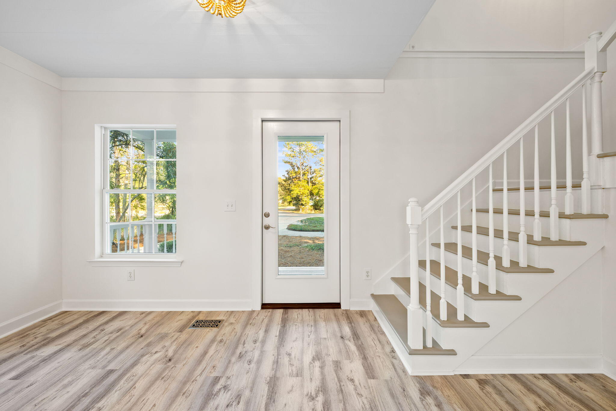DAUGHETTES AMENDED - Residential Lease