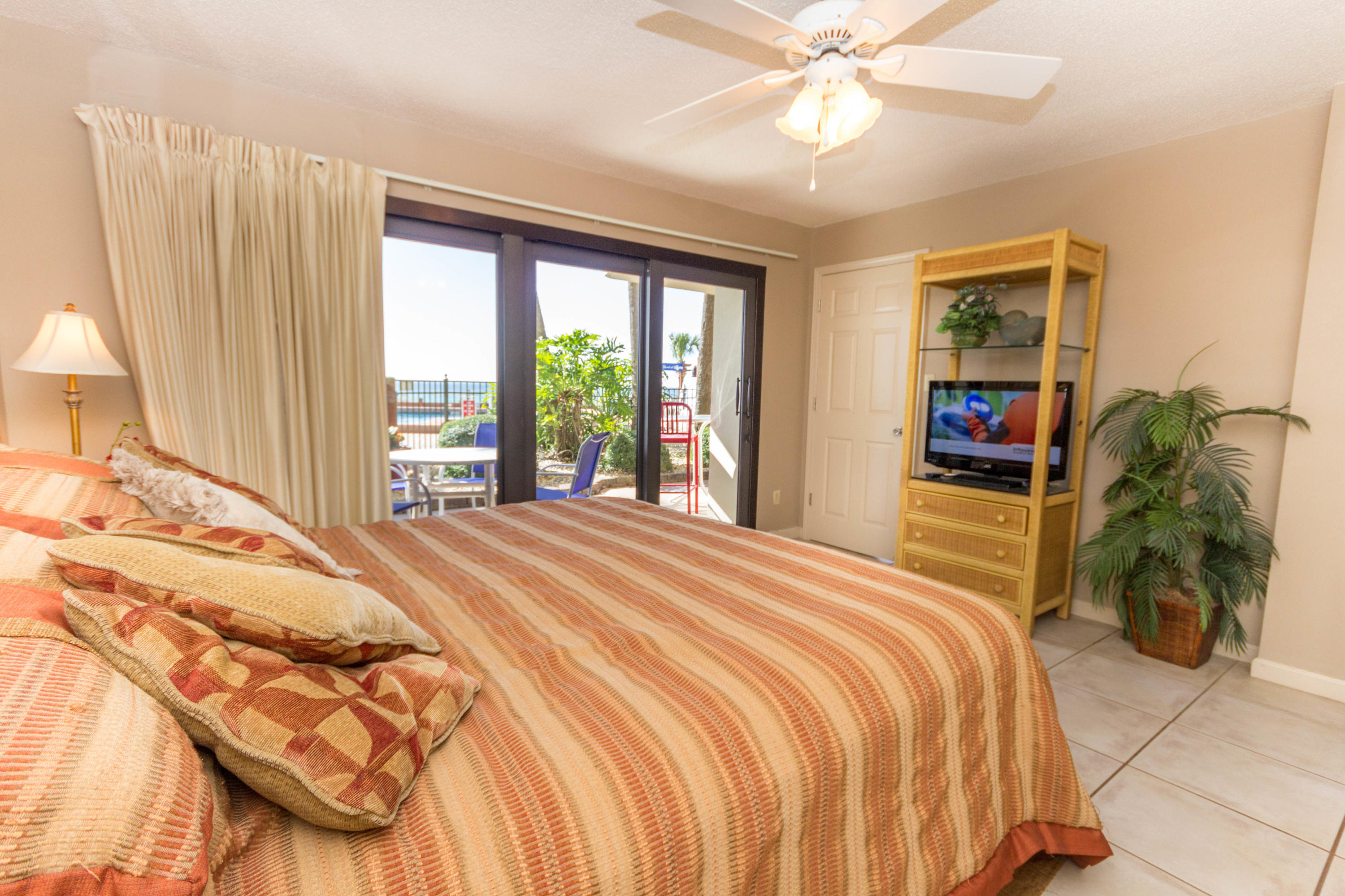 The Commodore - Residential