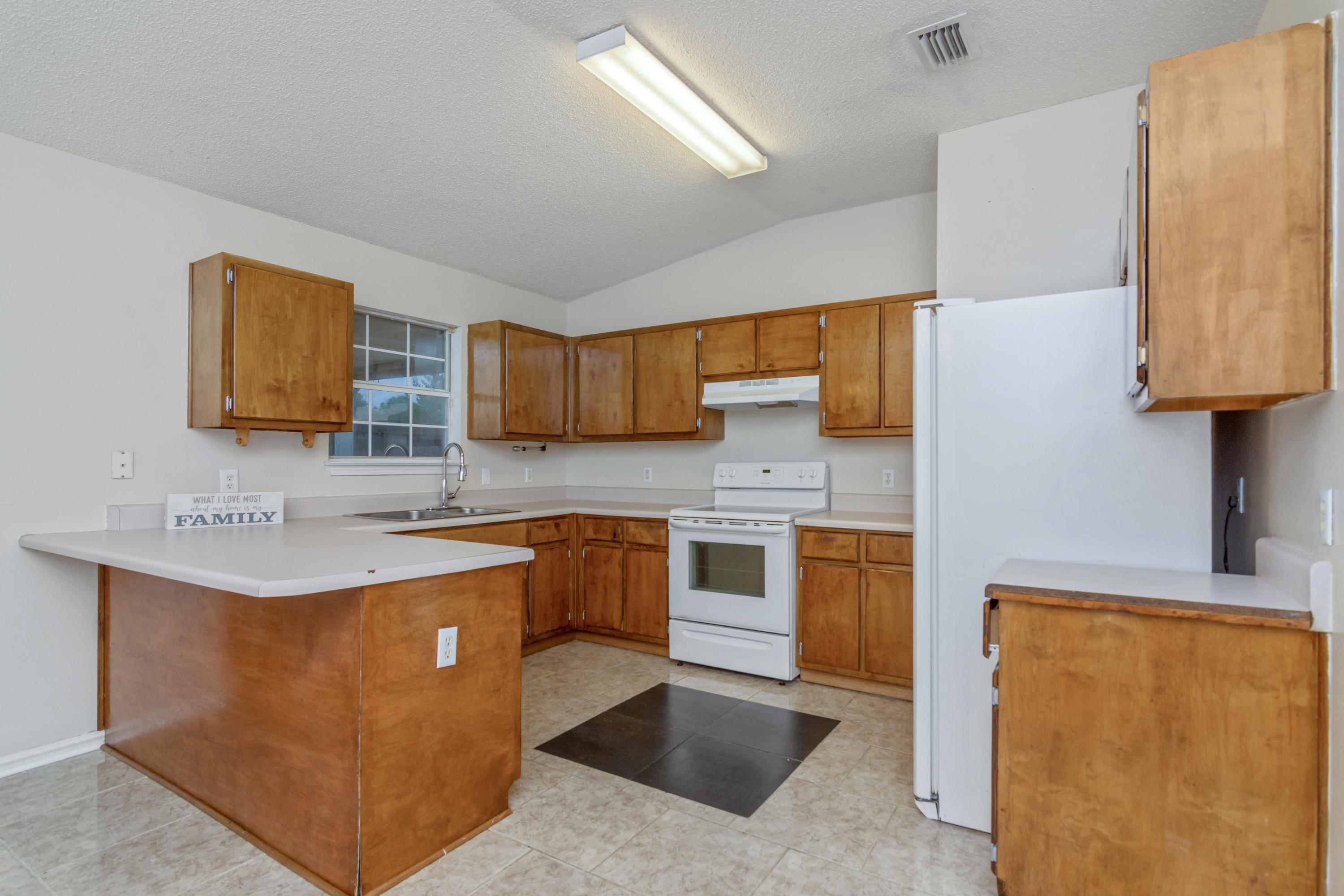 TURKEY-CREEK ESTATES - Residential