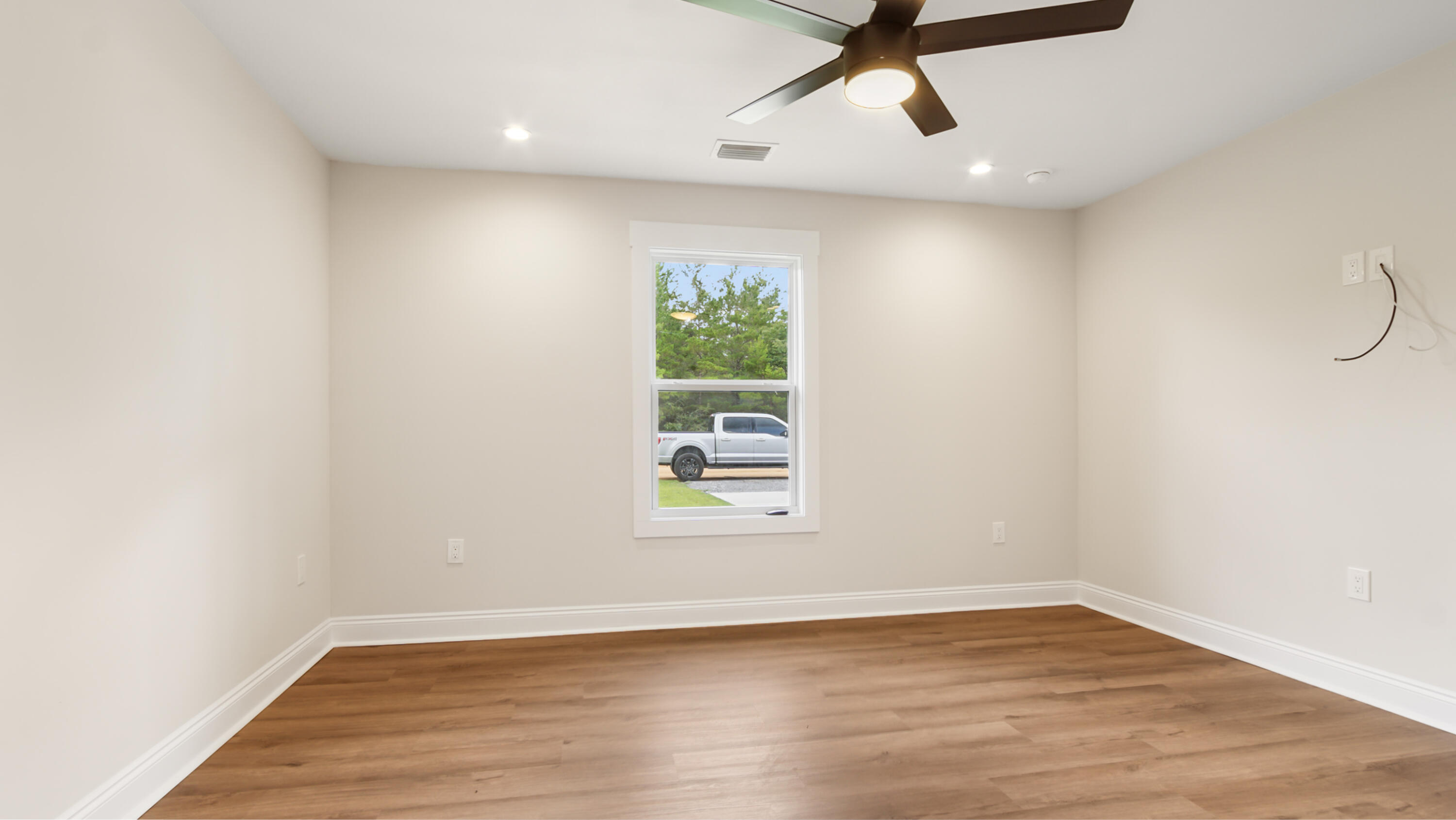 OAKWOOD HILLS UNIT 3 - Residential