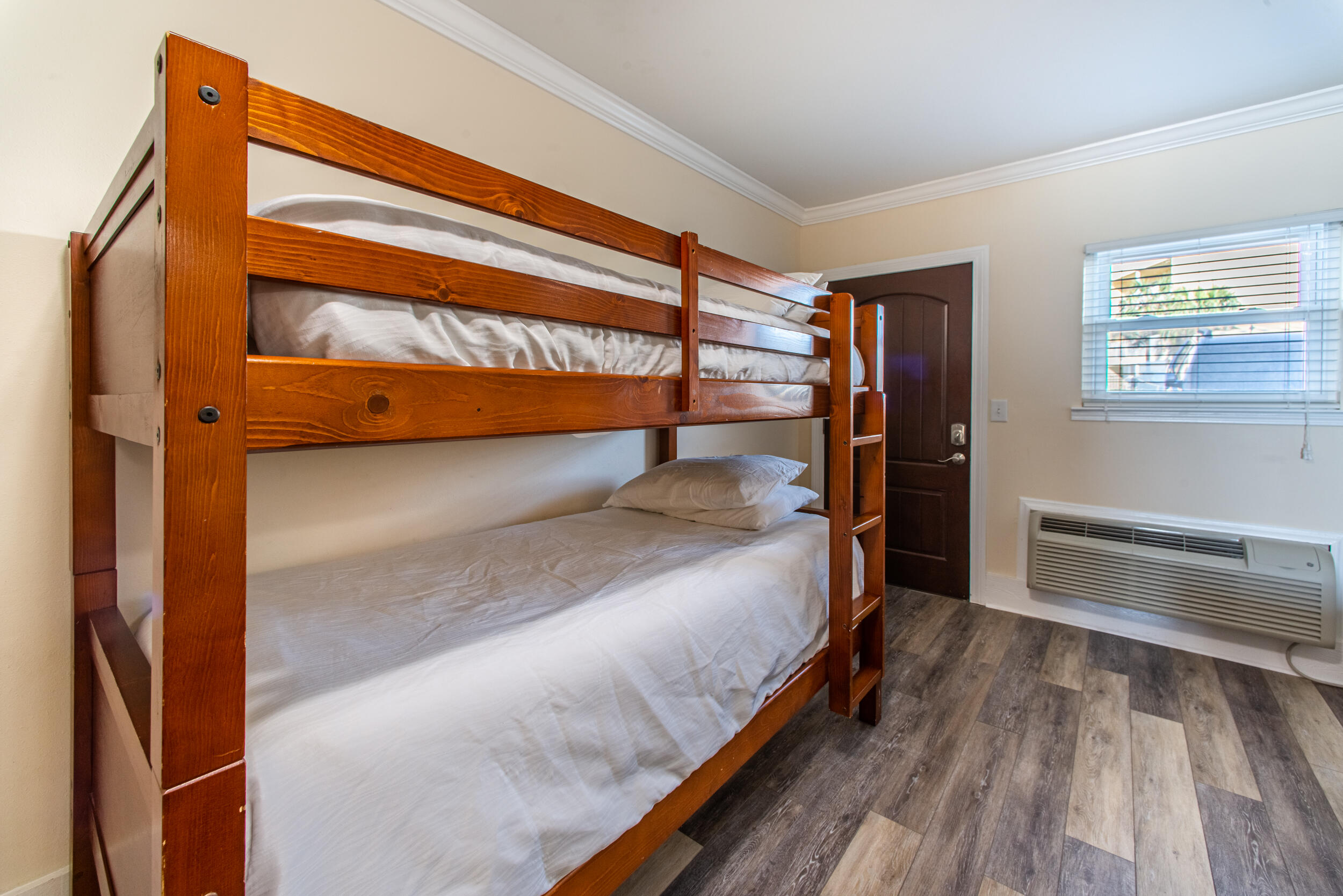 SANDOLLAR T/H - Residential